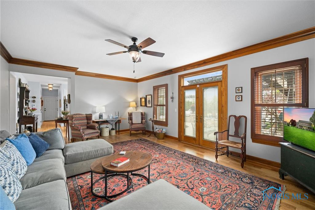 1122 Cedar Creek Drive