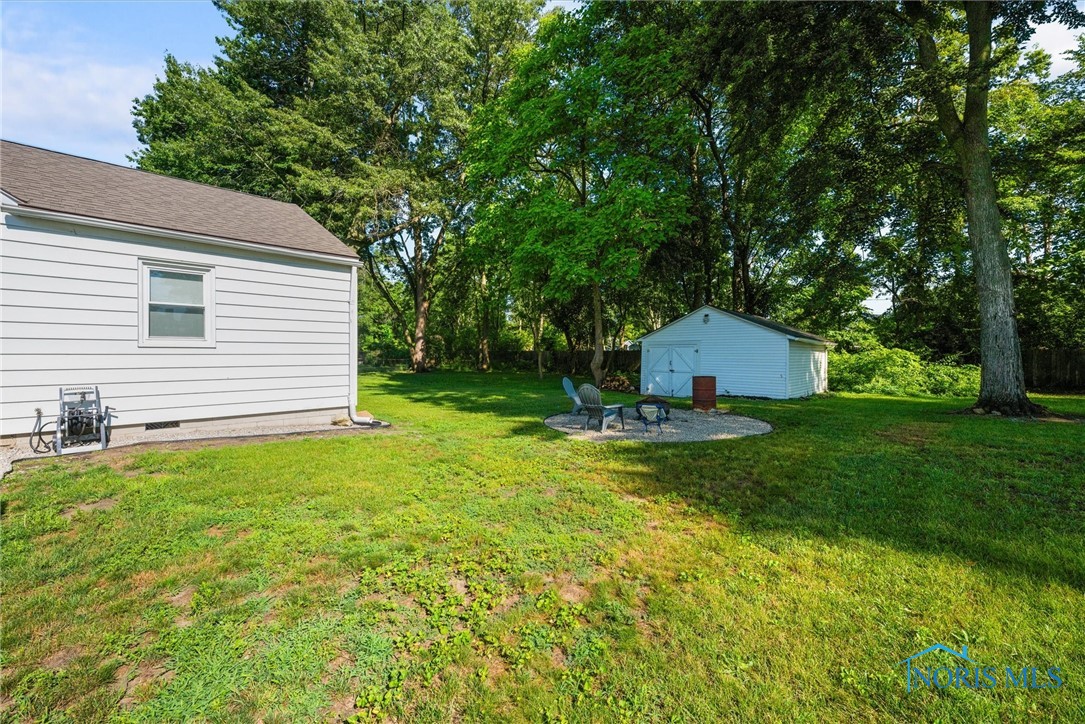 6006 Blossman Road