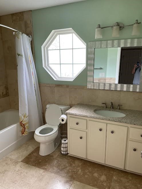 105 Shadowlake Drive