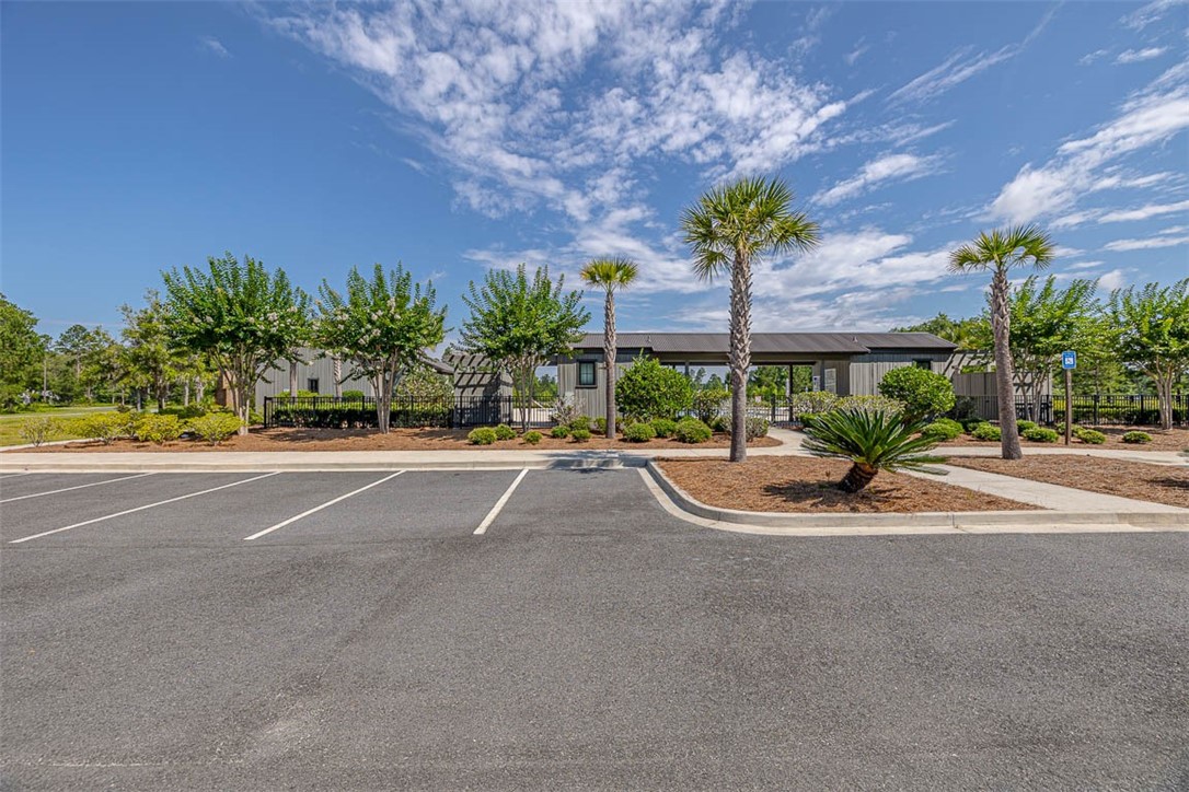 412 Salt Creek Way E