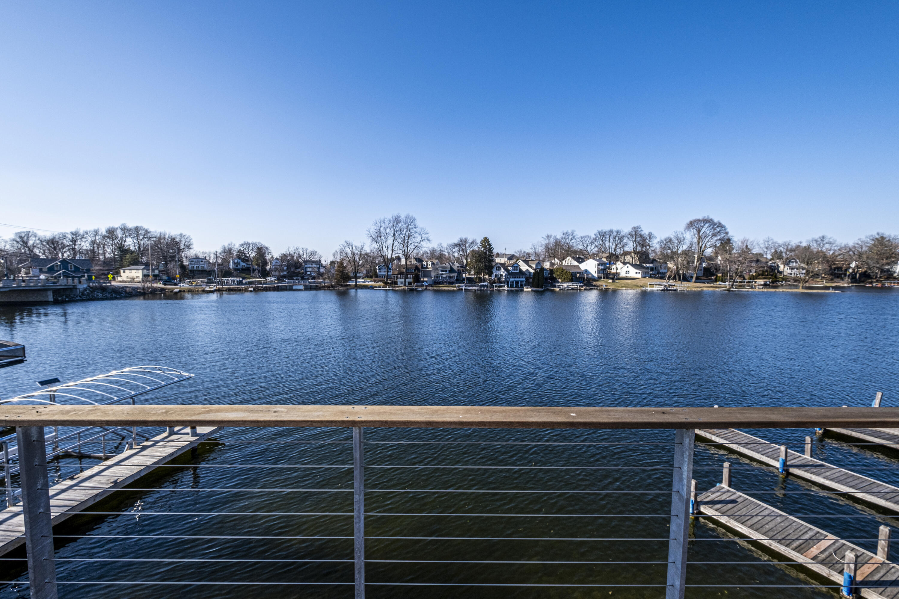 N52W35002 Lake Dr 301