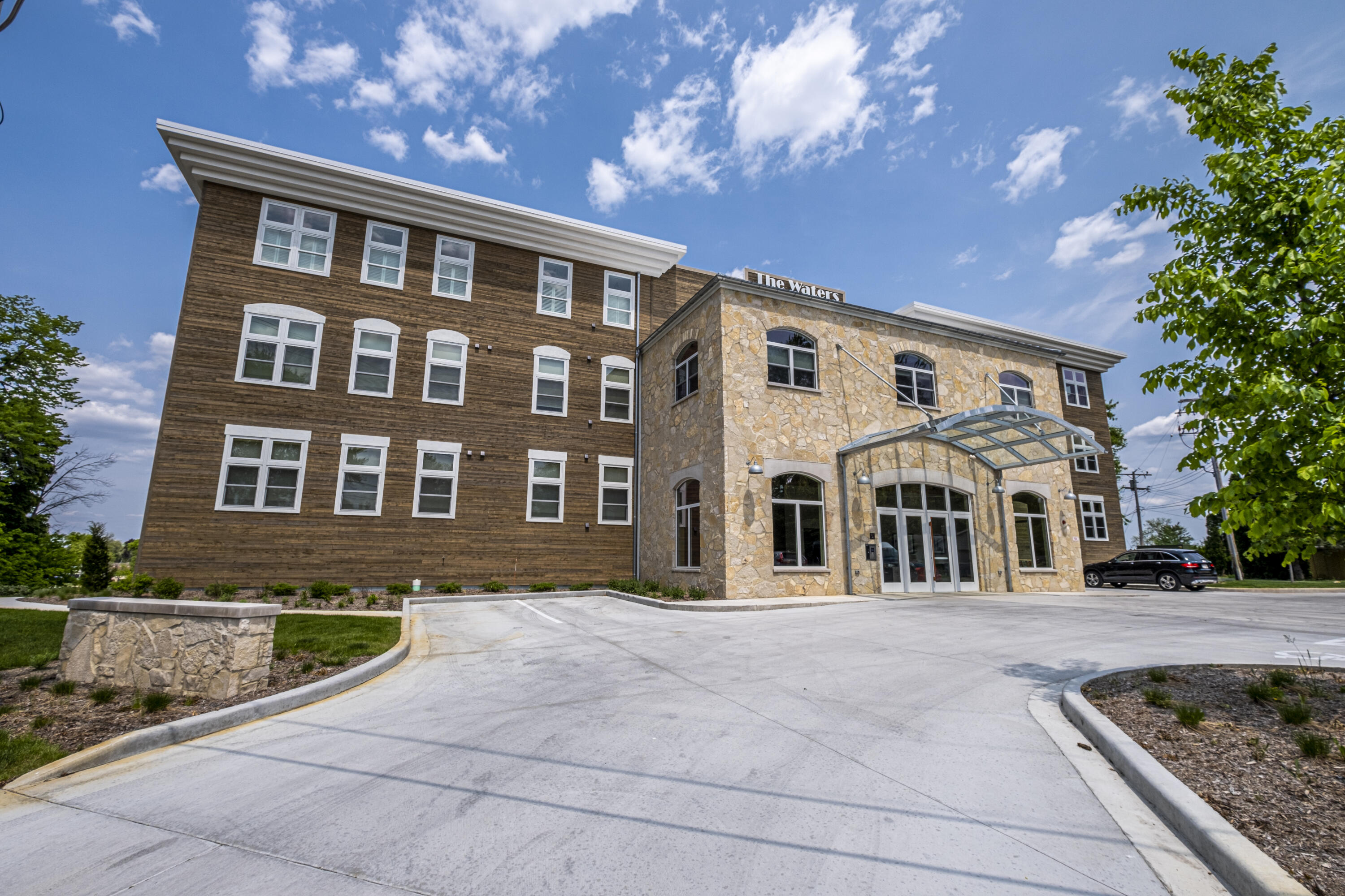 N52W35002 Lake Dr 301