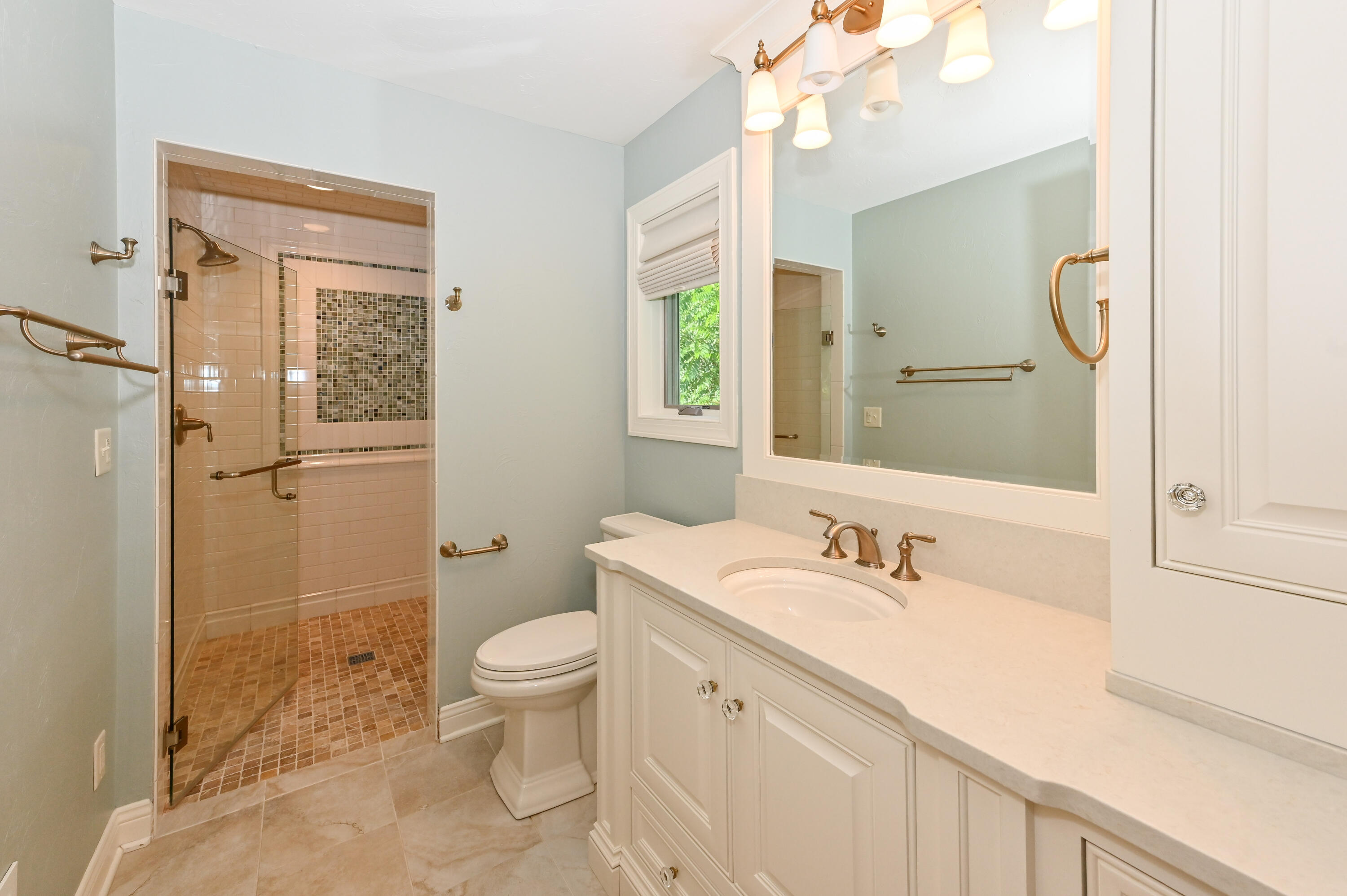 21185 Ann Rita Dr