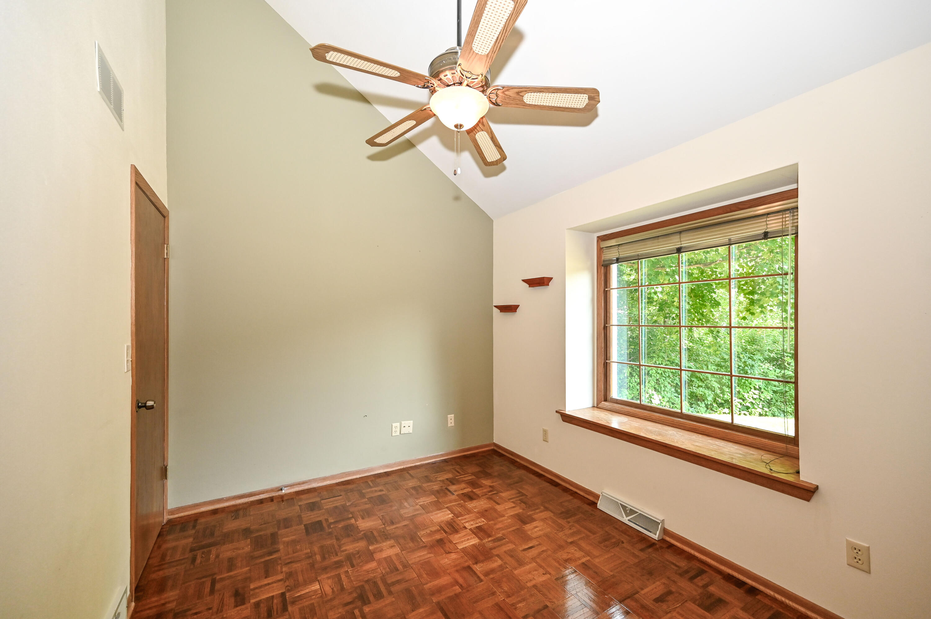 21185 Ann Rita Dr