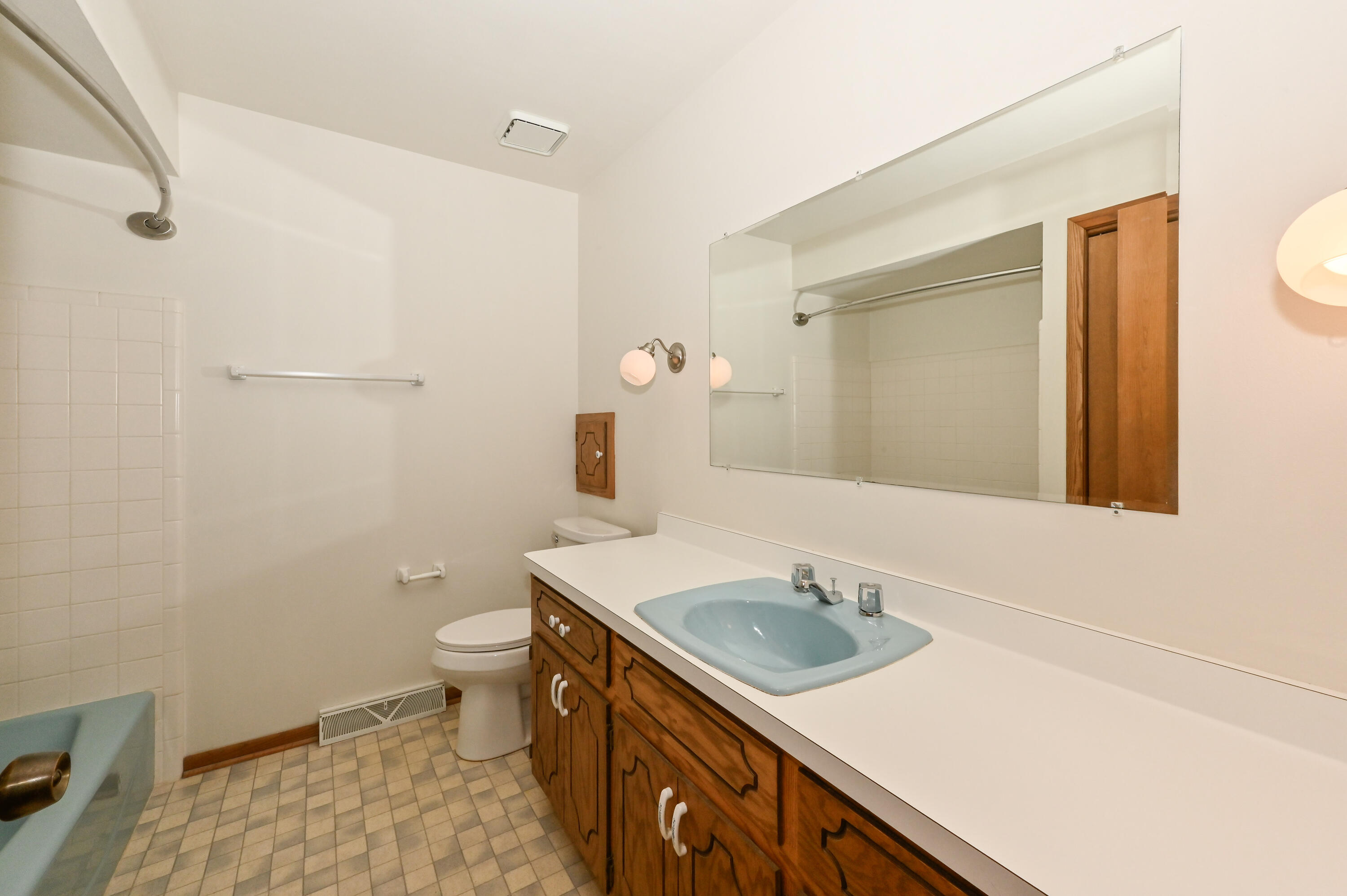 21185 Ann Rita Dr
