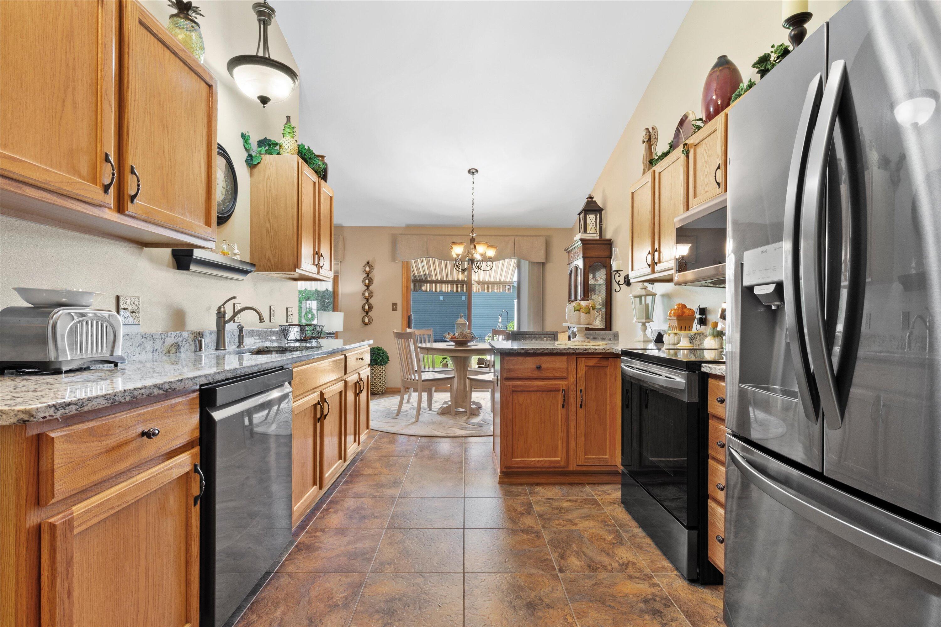 2433 W Honadel Blvd 2