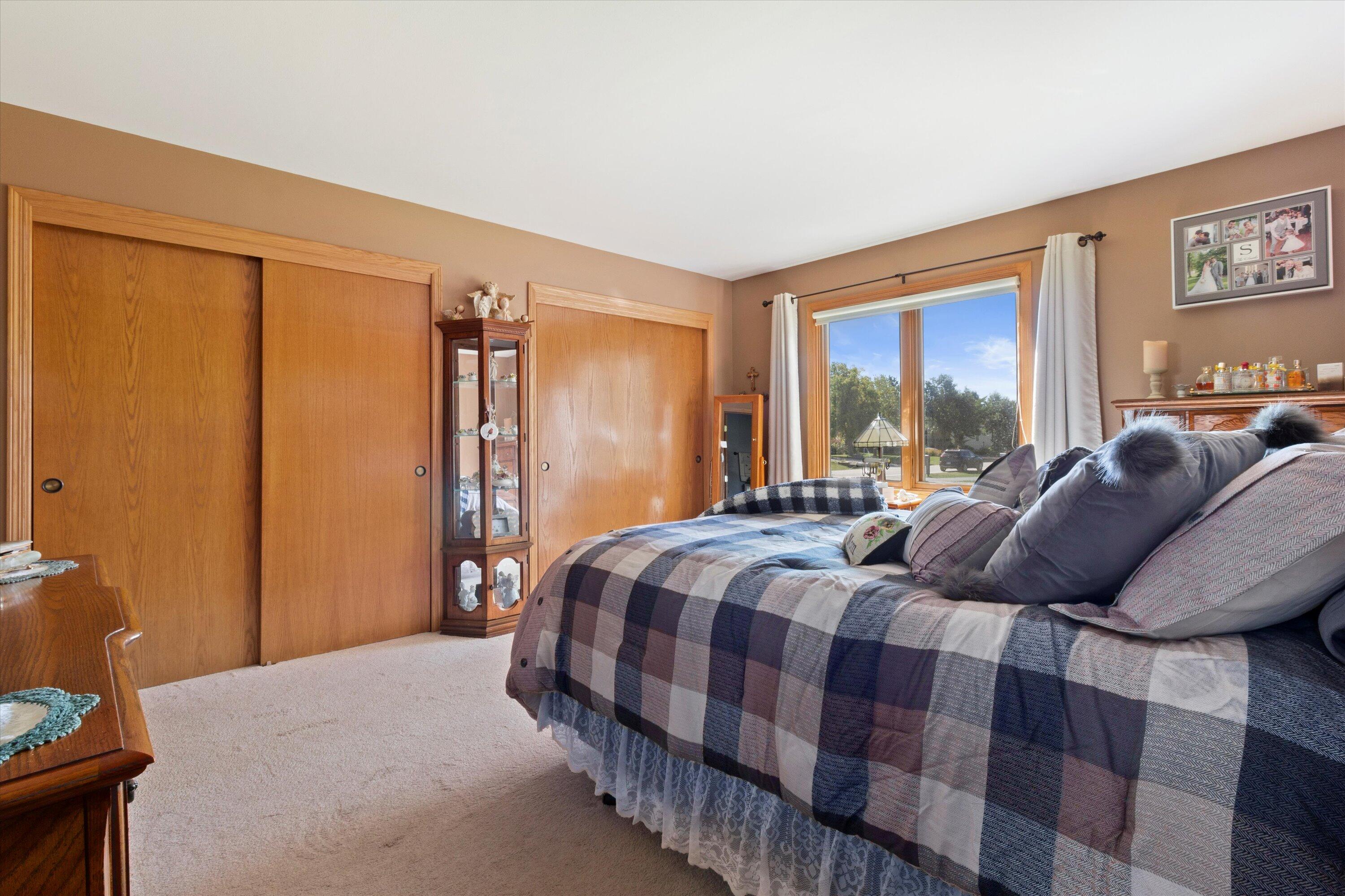 2433 W Honadel Blvd 2