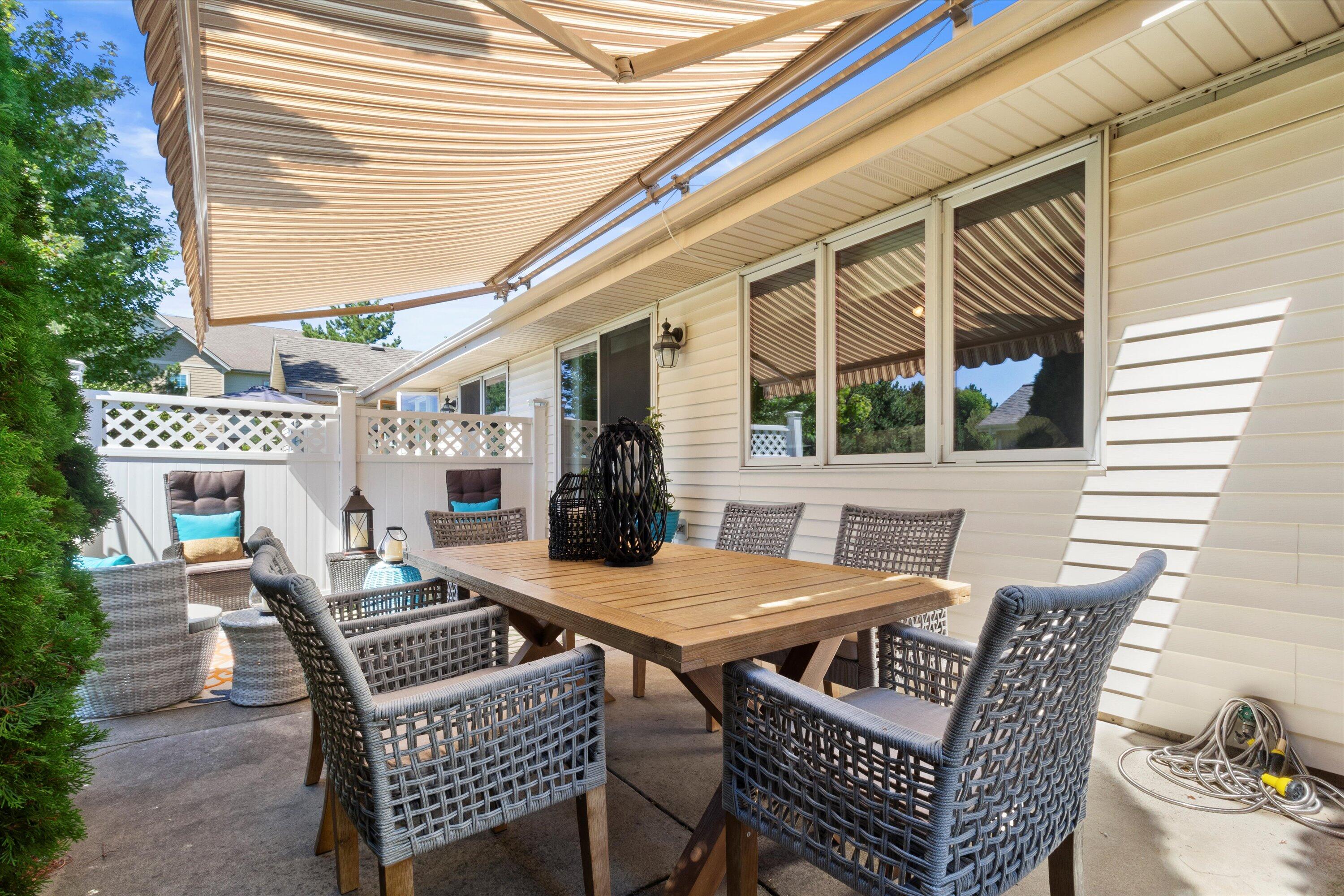 2433 W Honadel Blvd 2