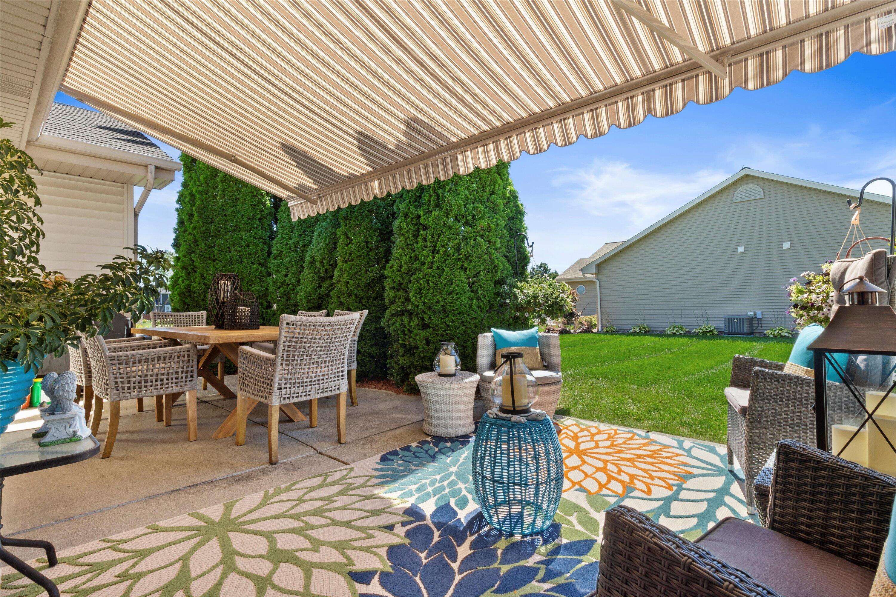 2433 W Honadel Blvd 2