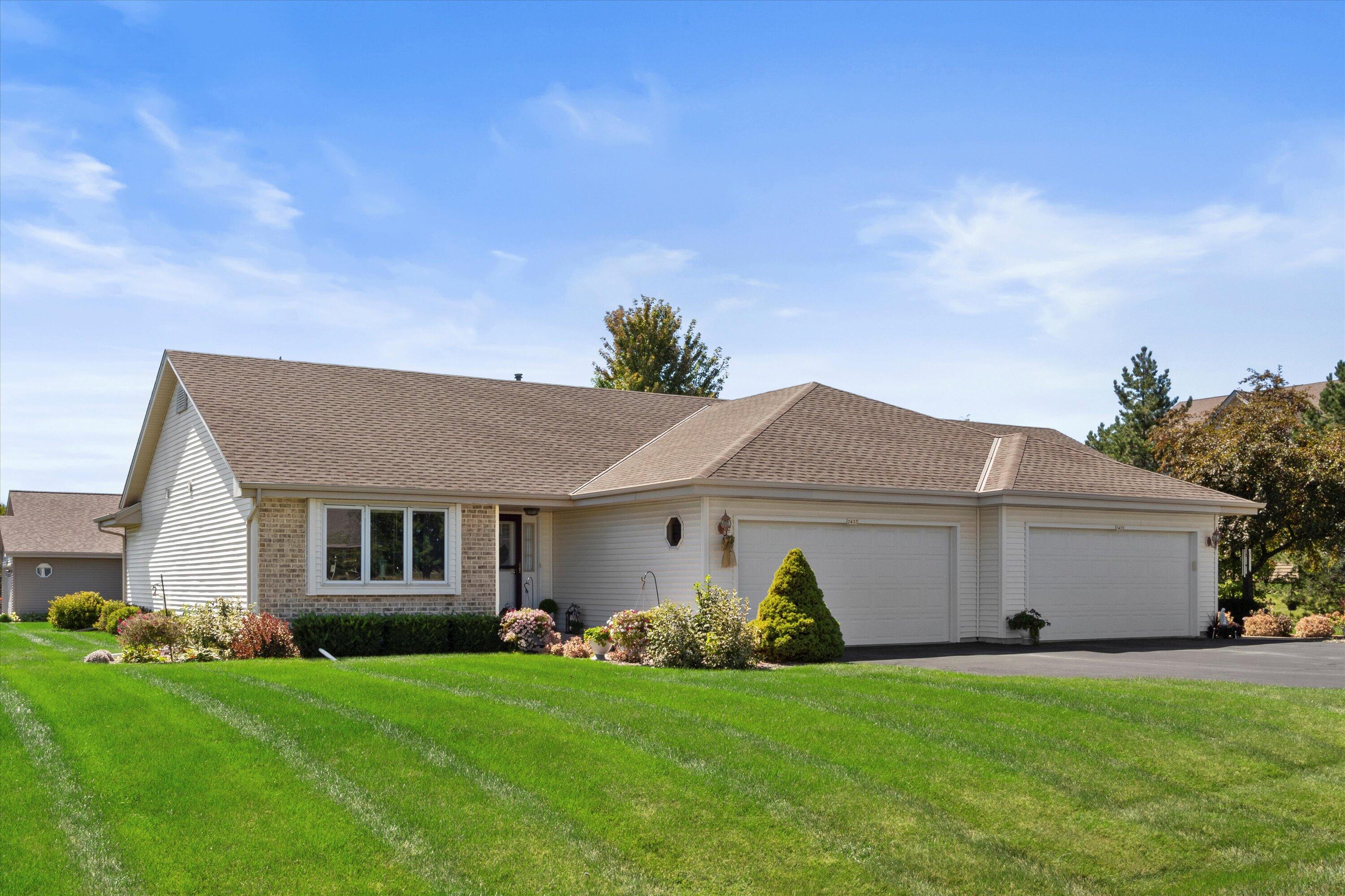 2433 W Honadel Blvd 2