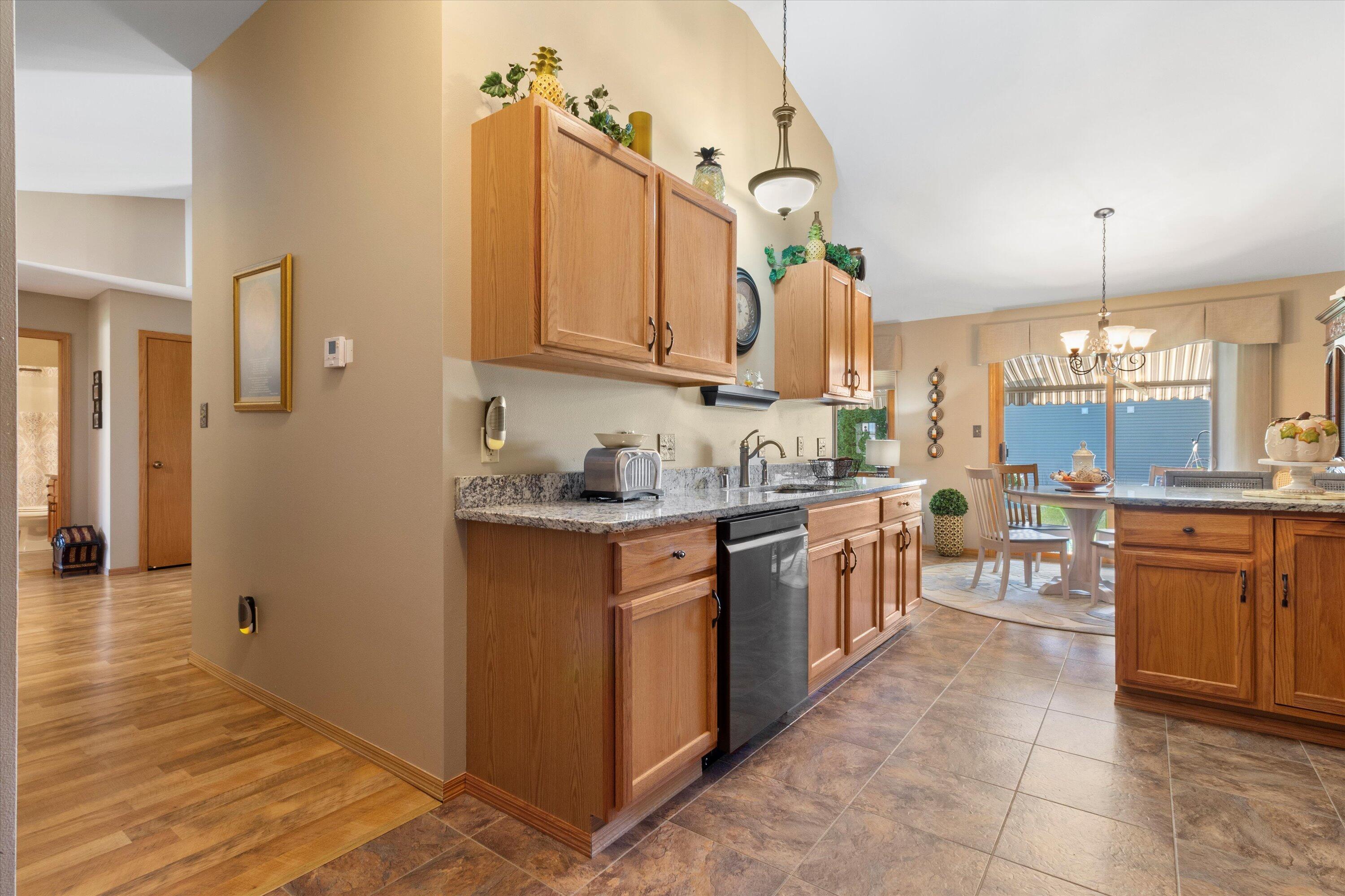 2433 W Honadel Blvd 2