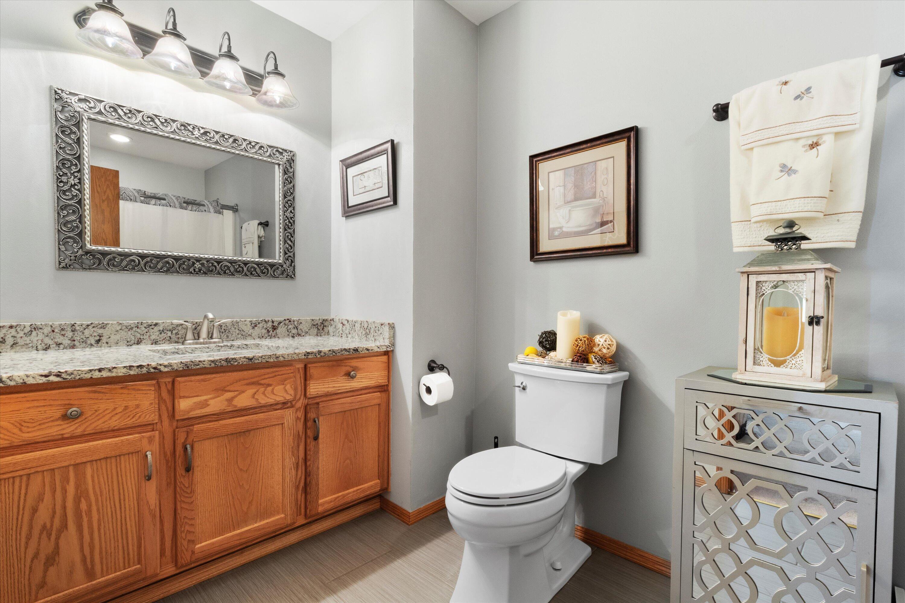 2433 W Honadel Blvd 2