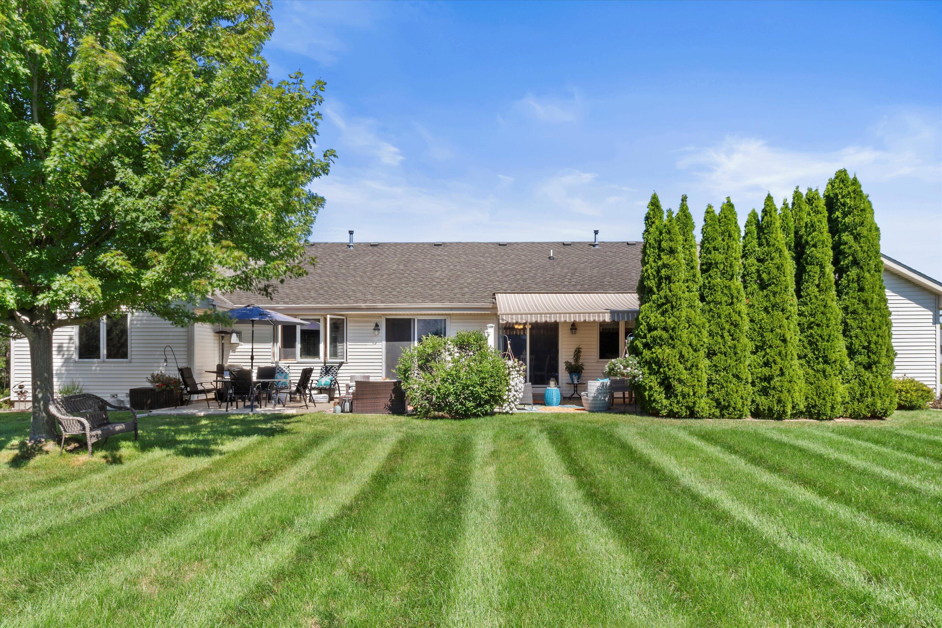 2433 W Honadel Blvd 2