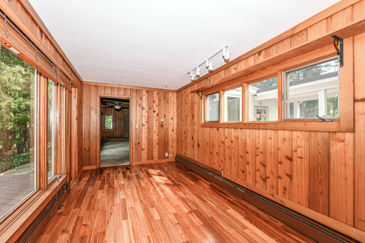 227 Vernon Ave