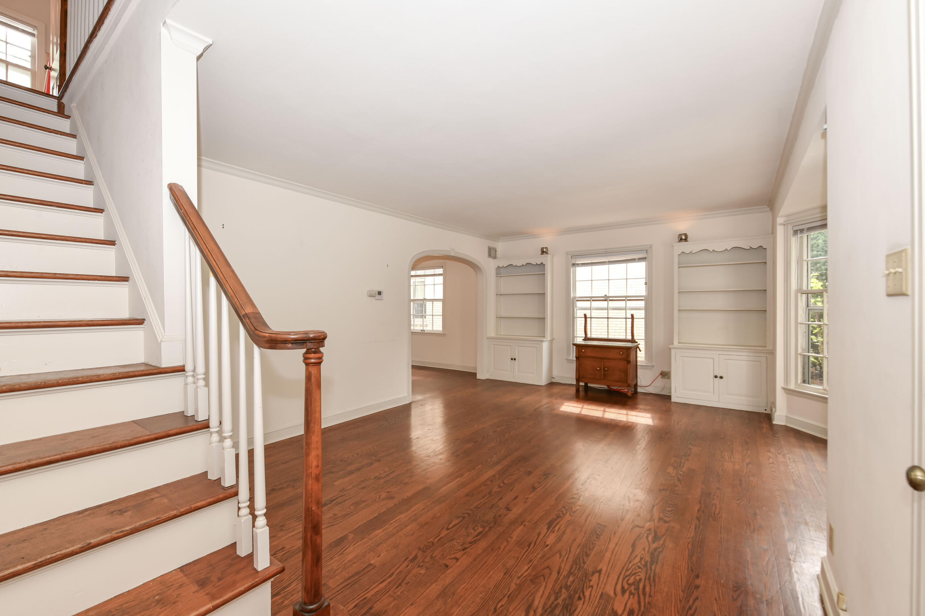 2734 N Avondale Blvd 2736