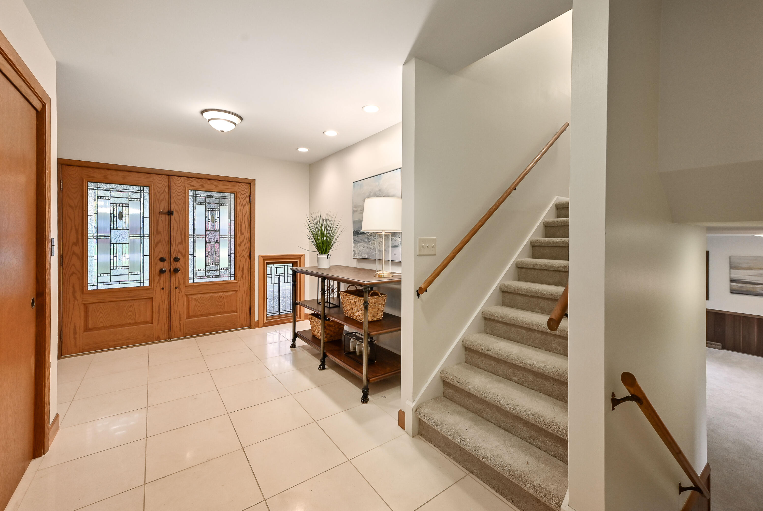 611 Riverview Dr