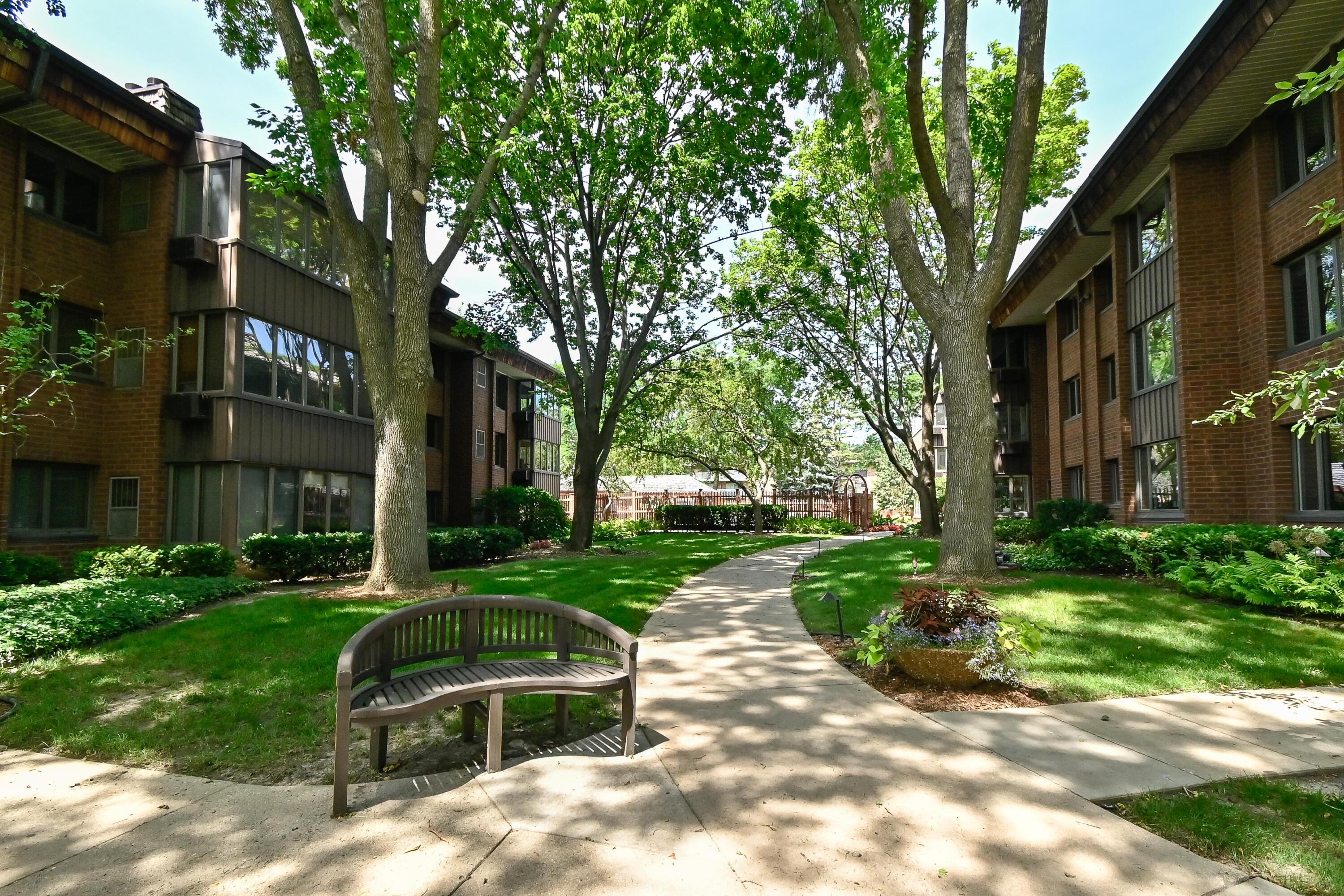 1219 N Jackson St 107