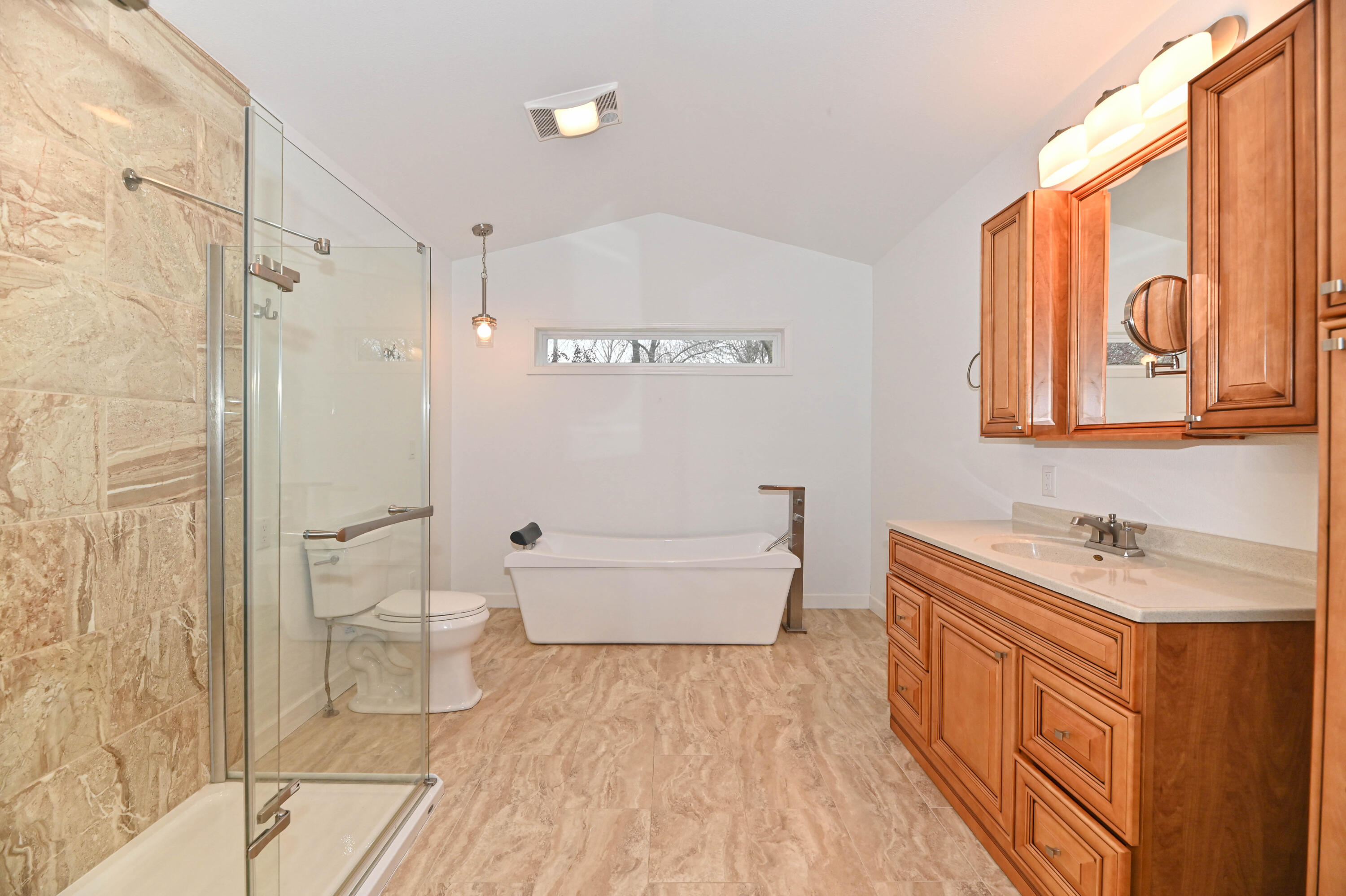 1011 Fairview Ave