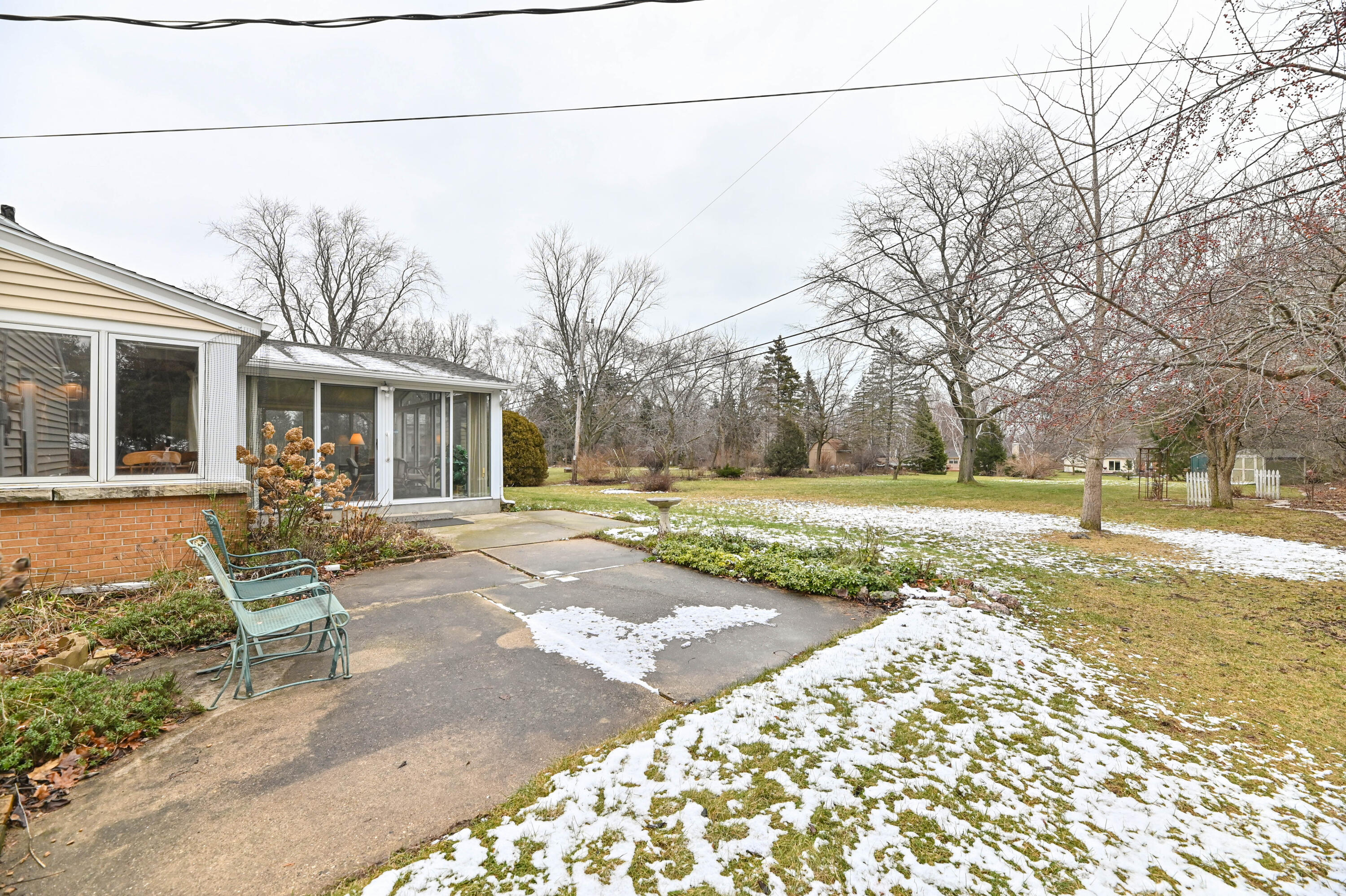 1011 Fairview Ave