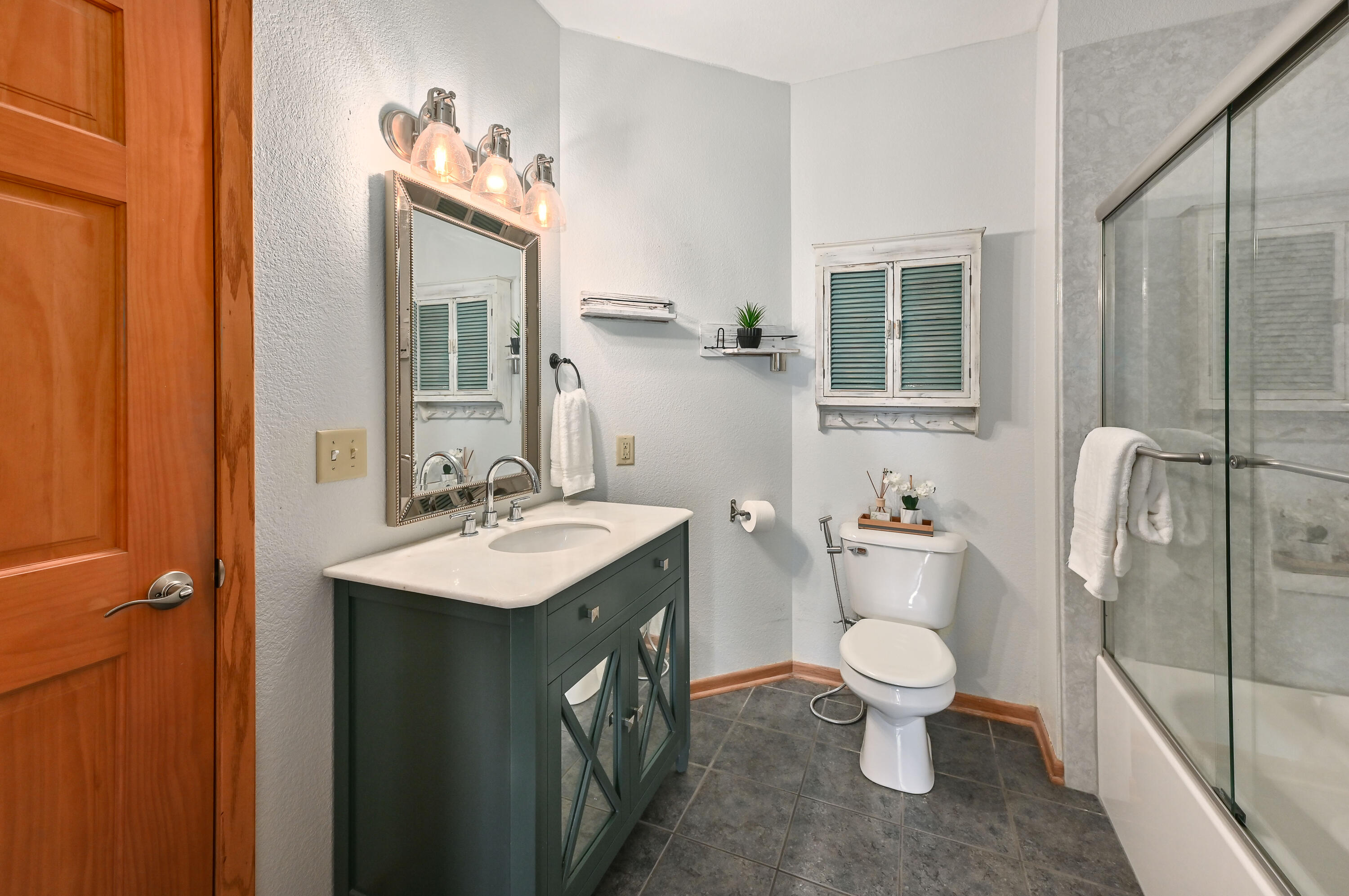 1812 E Lafayette Pl 306