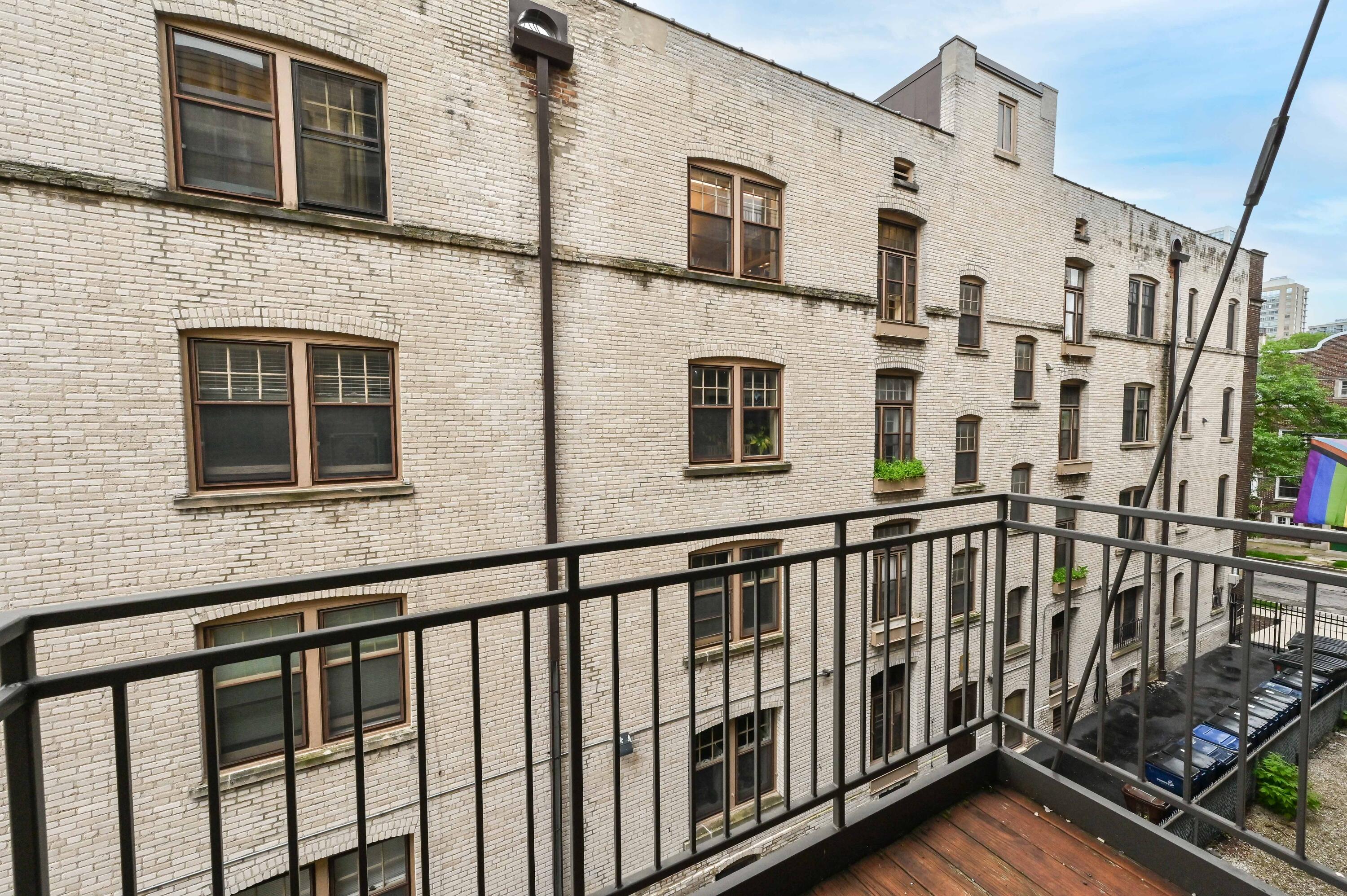 1812 E Lafayette Pl 306