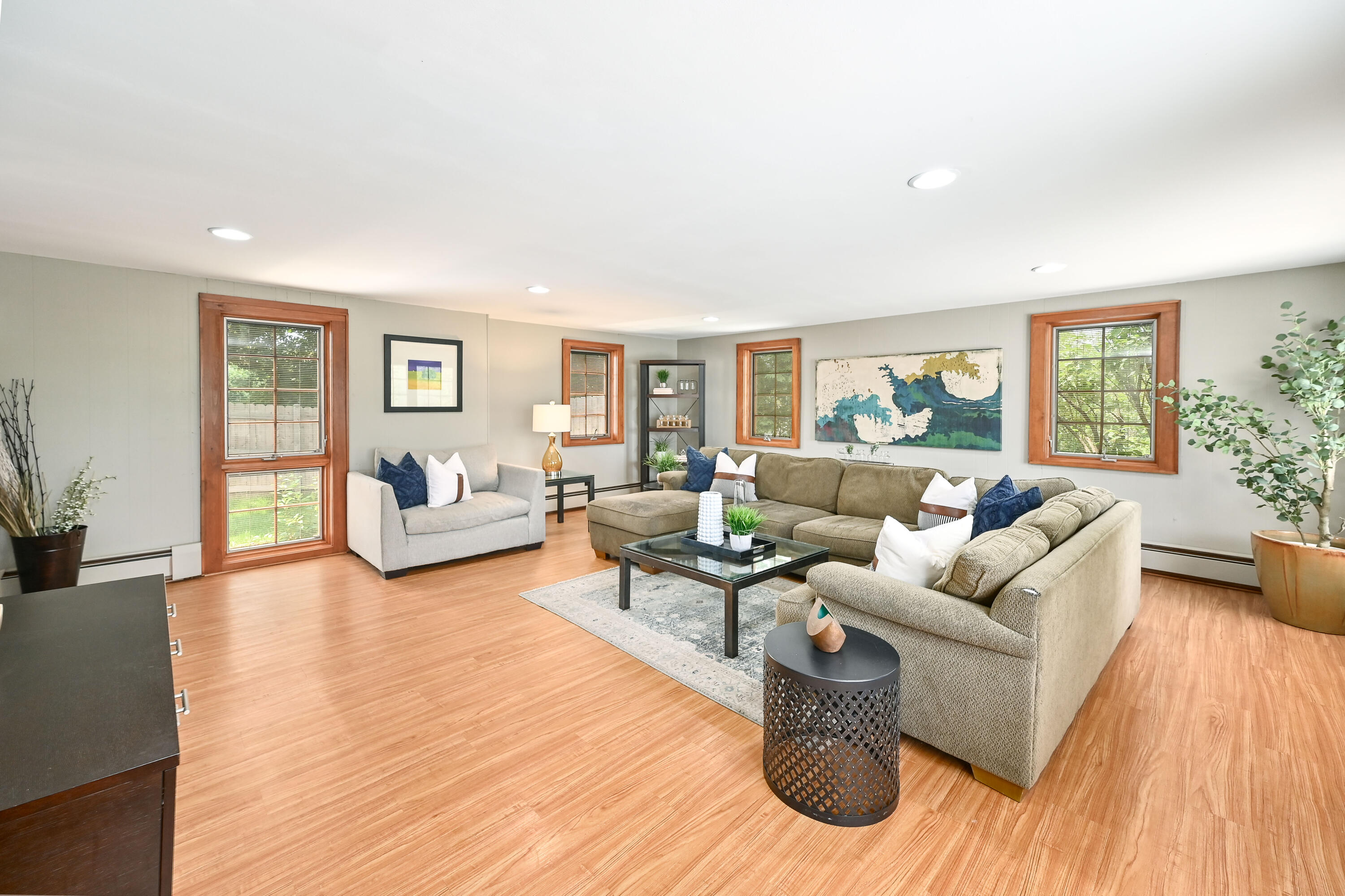 10851 N Port Washington Rd