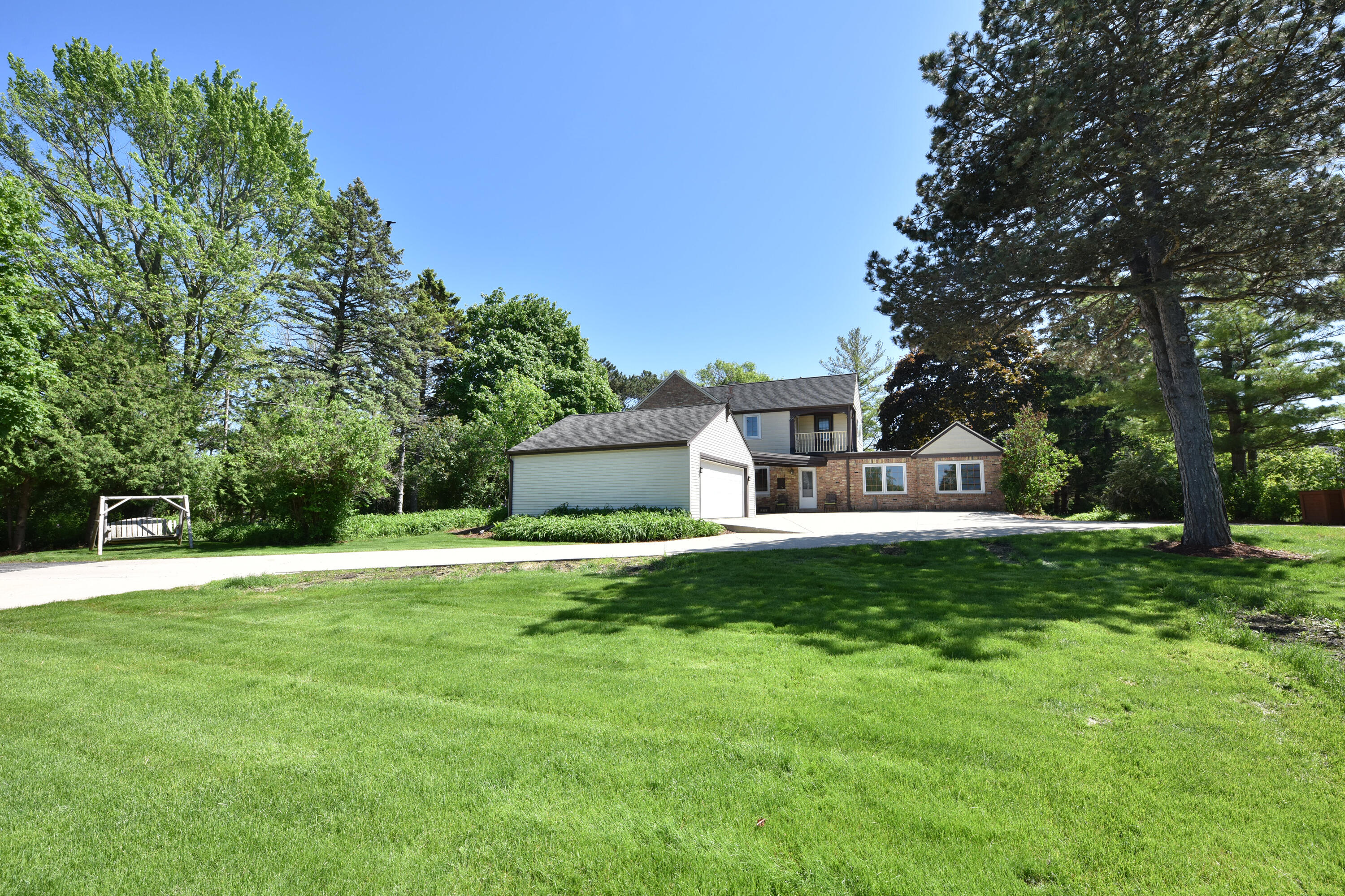 10851 N Port Washington Rd