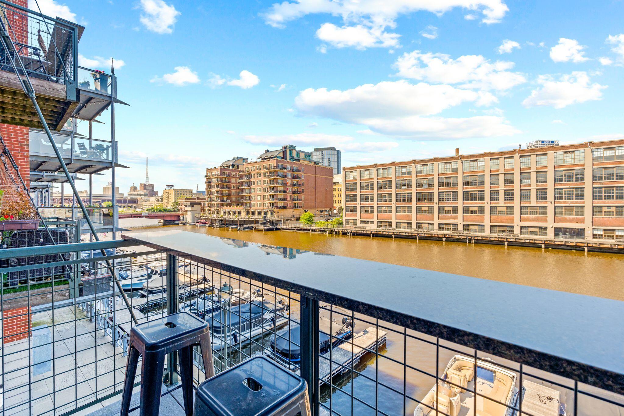 200 S Water St 202