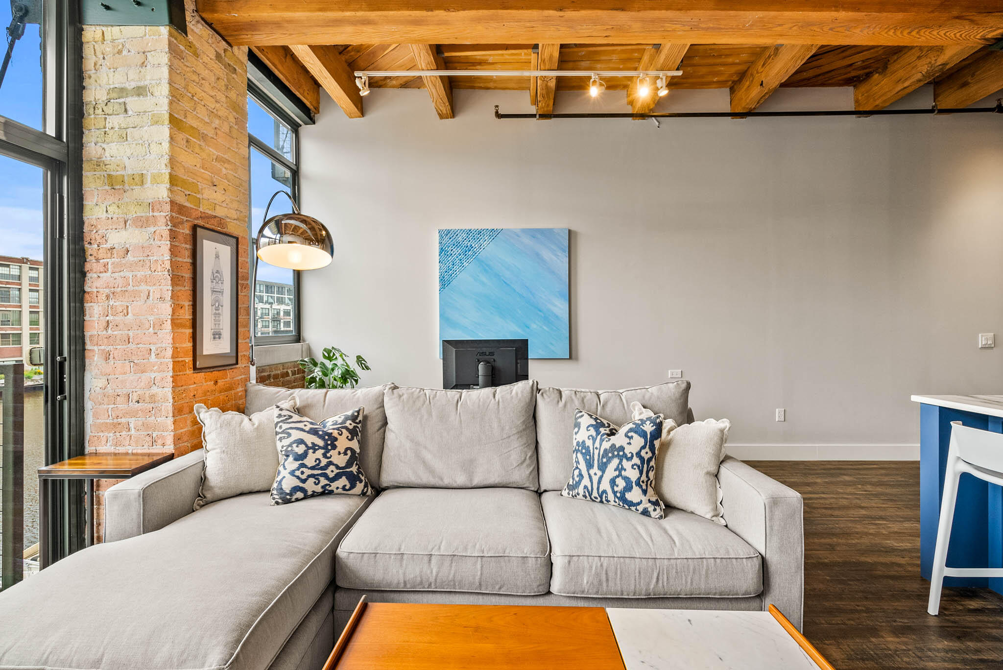 200 S Water St 202