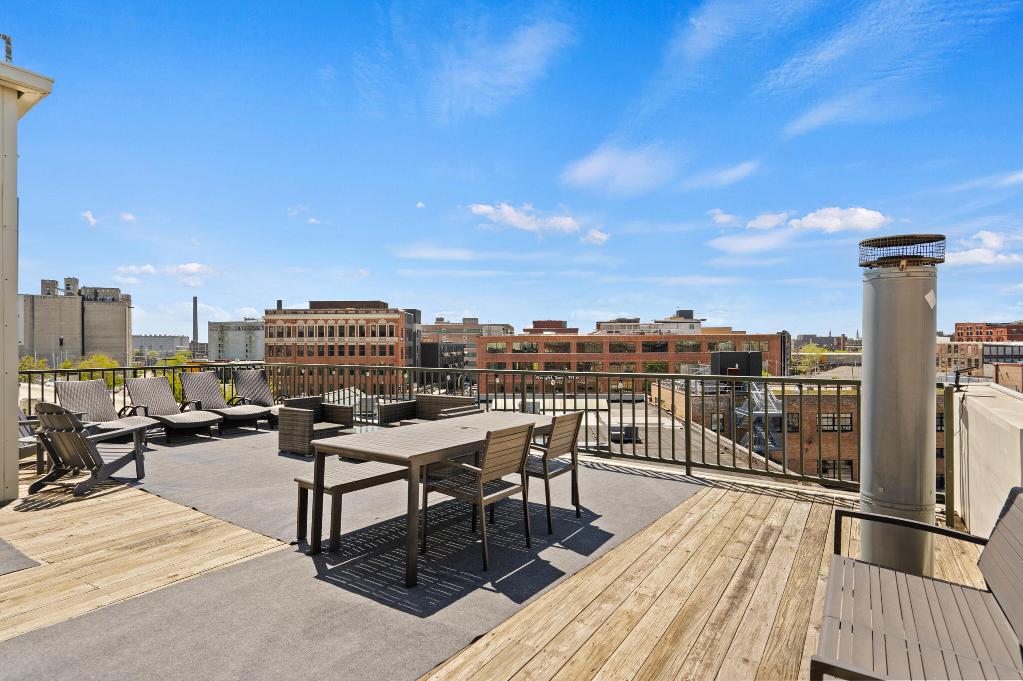 200 S Water St 202