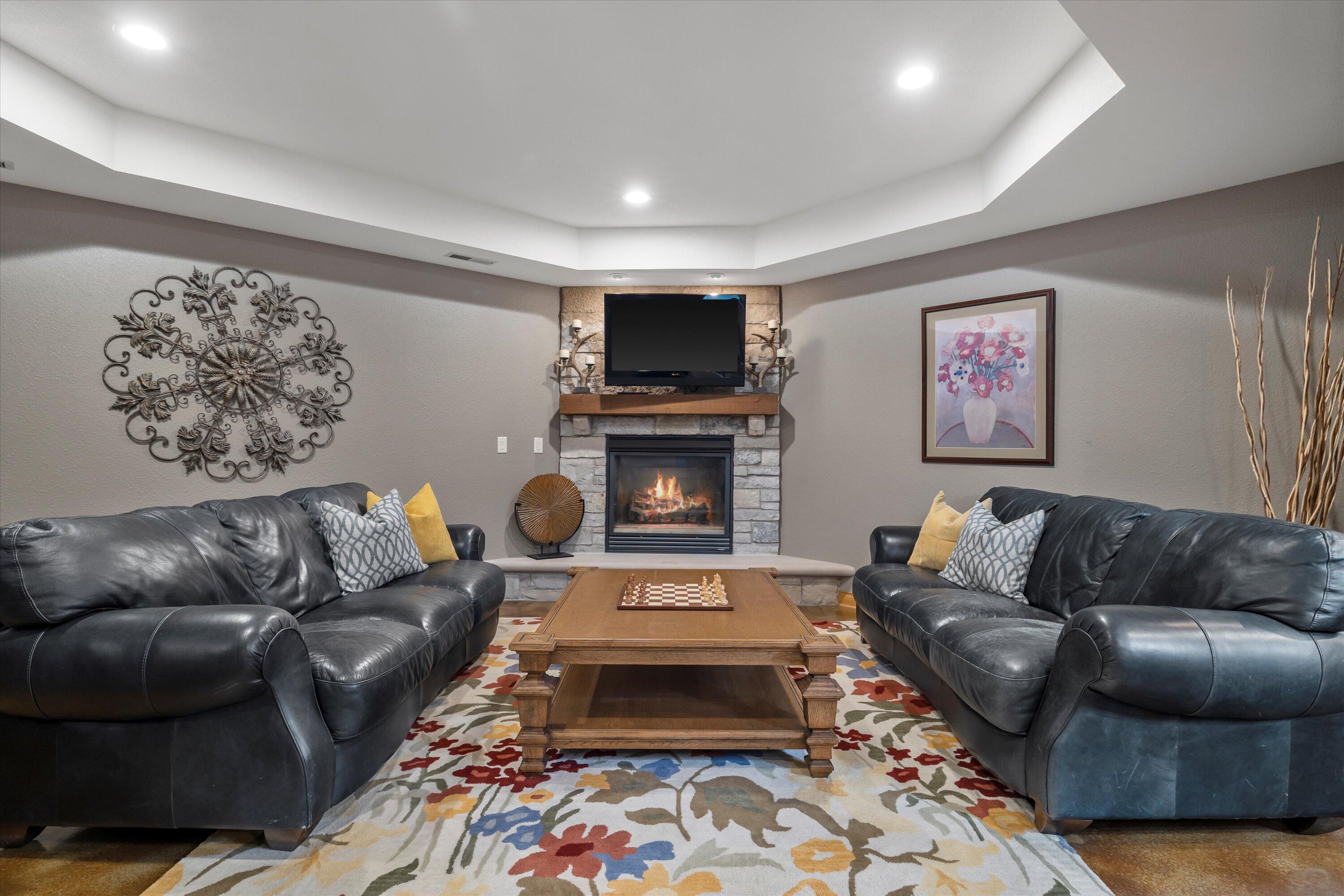 390 Horns Corners Rd