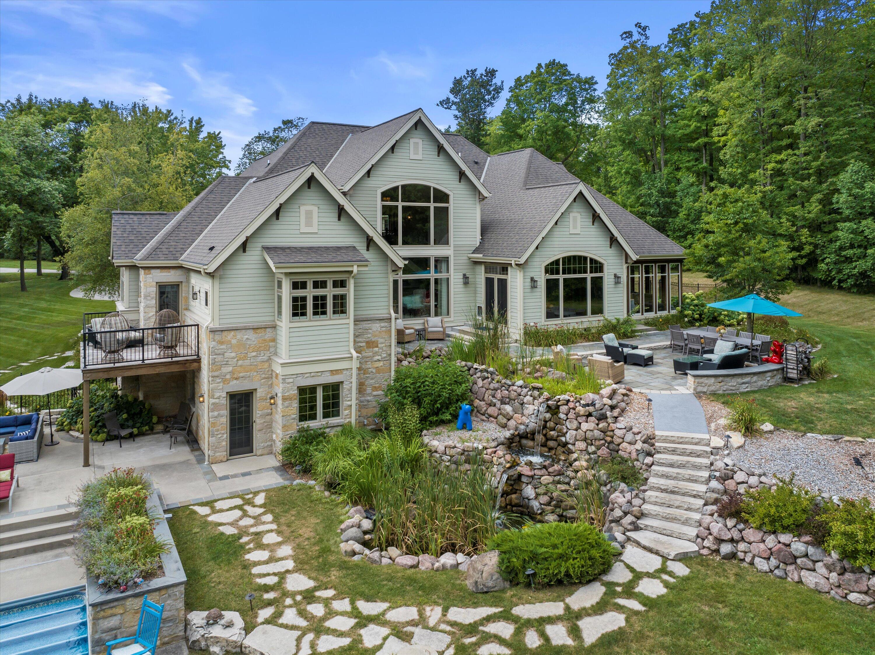 390 Horns Corners Rd