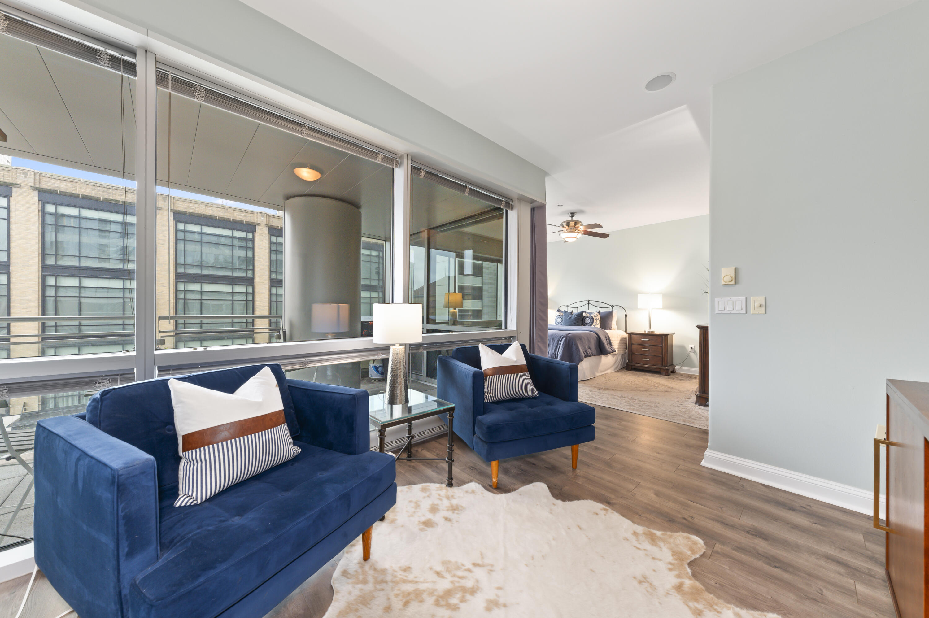 545 E Wells St 400
