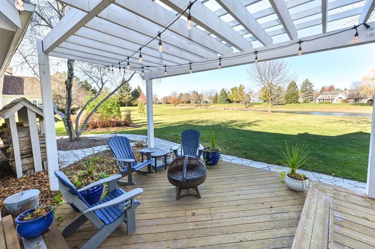 6932 W Lafayette Pl