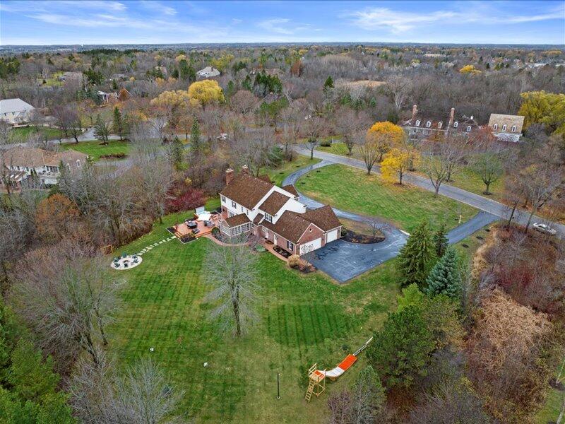 2127 W Columbia Dr