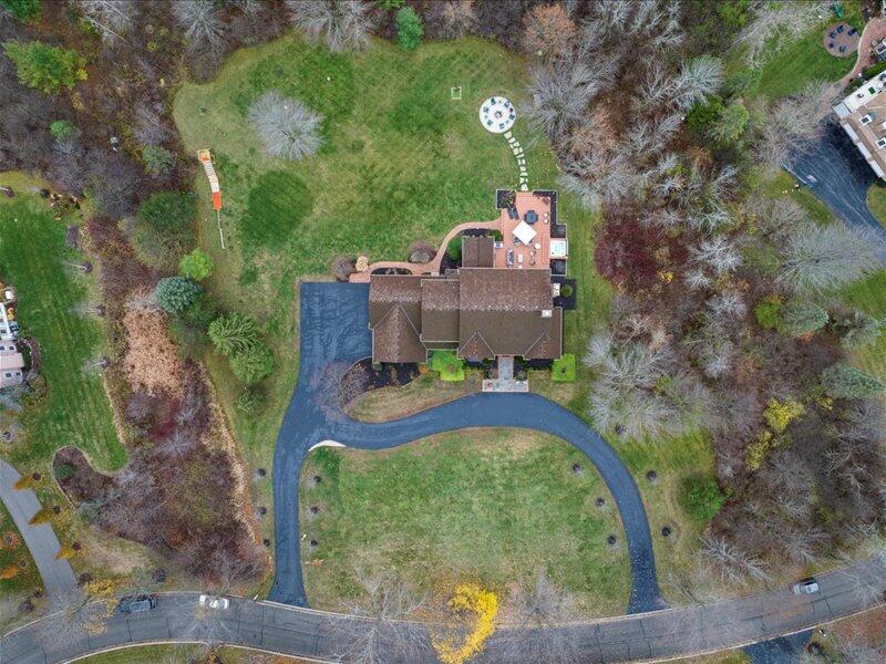 2127 W Columbia Dr