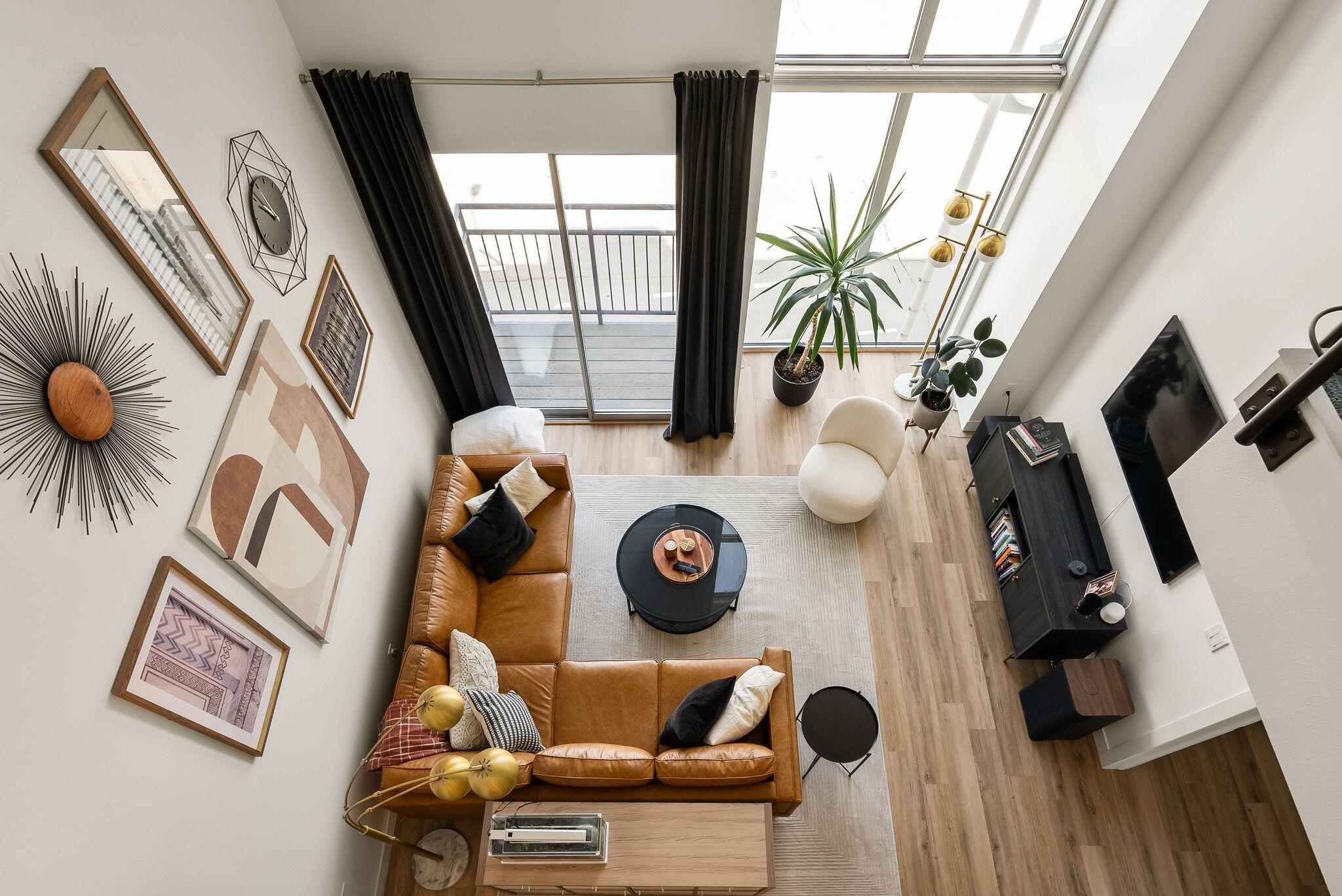 2121 S Kinnickinnic Ave Unit: 107