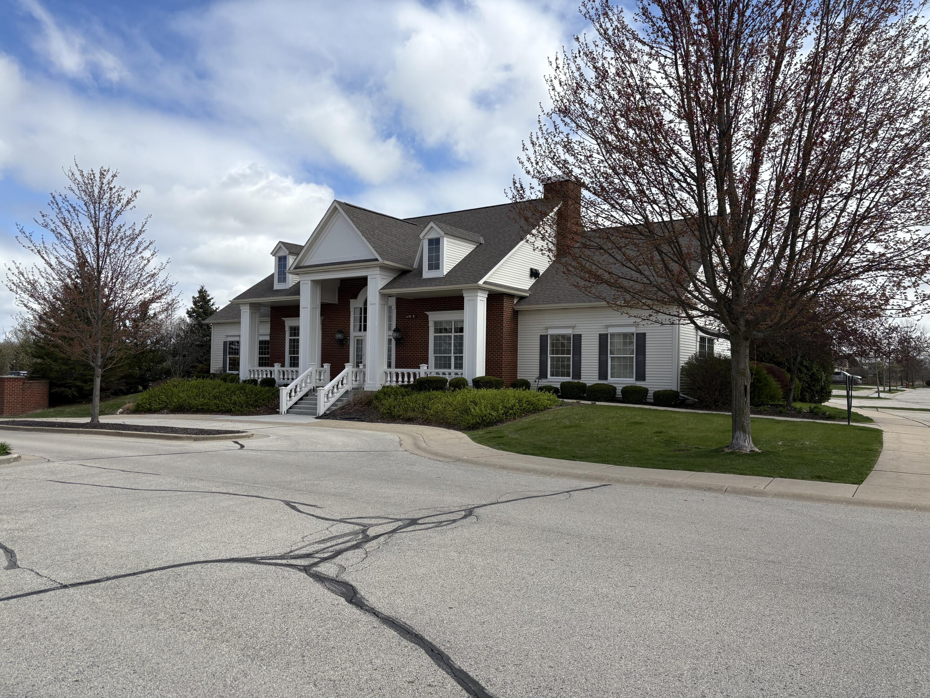 N165W20513 Berry Patch Rd Unit: 1002