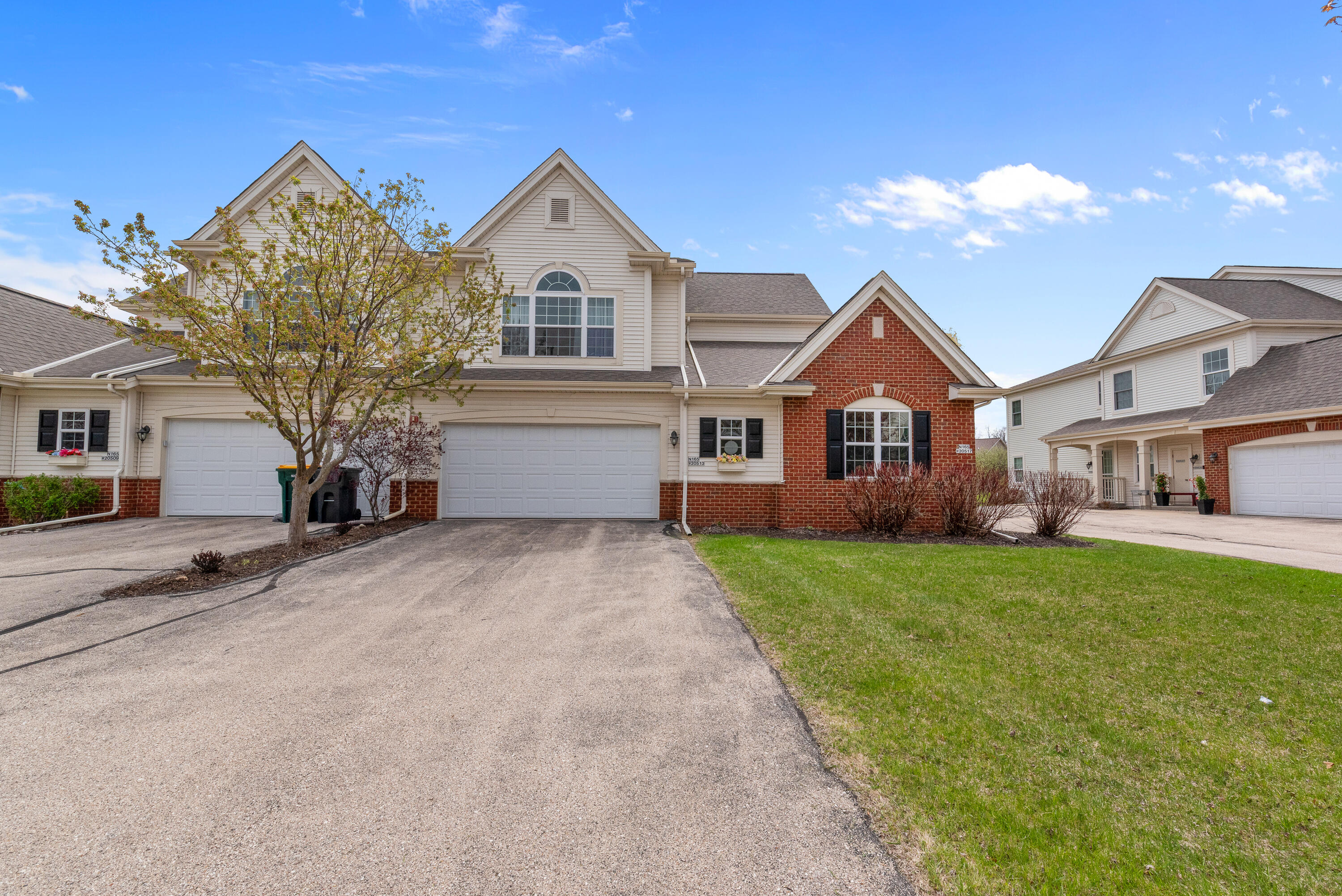 N165W20513 Berry Patch Rd Unit: 1002