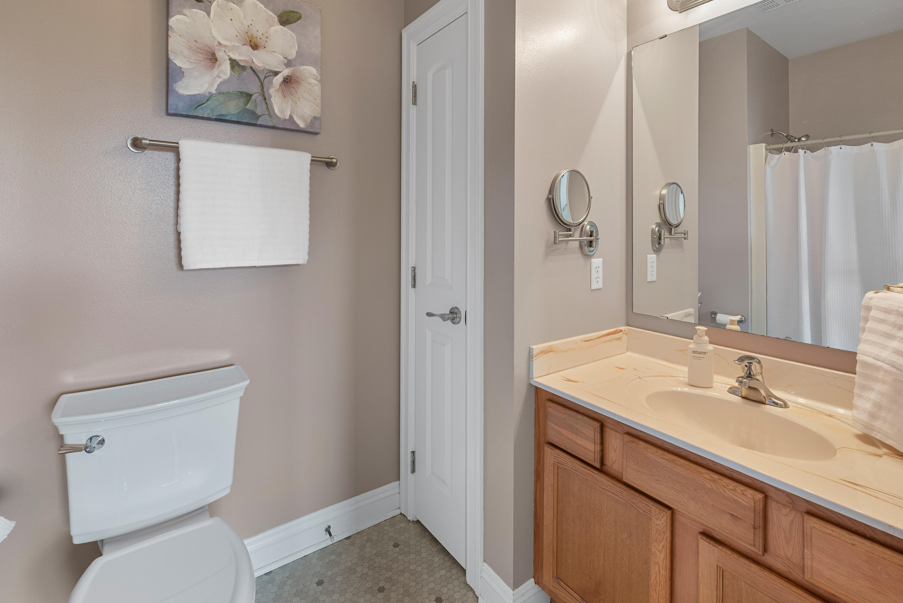 N165W20513 Berry Patch Rd Unit: 1002