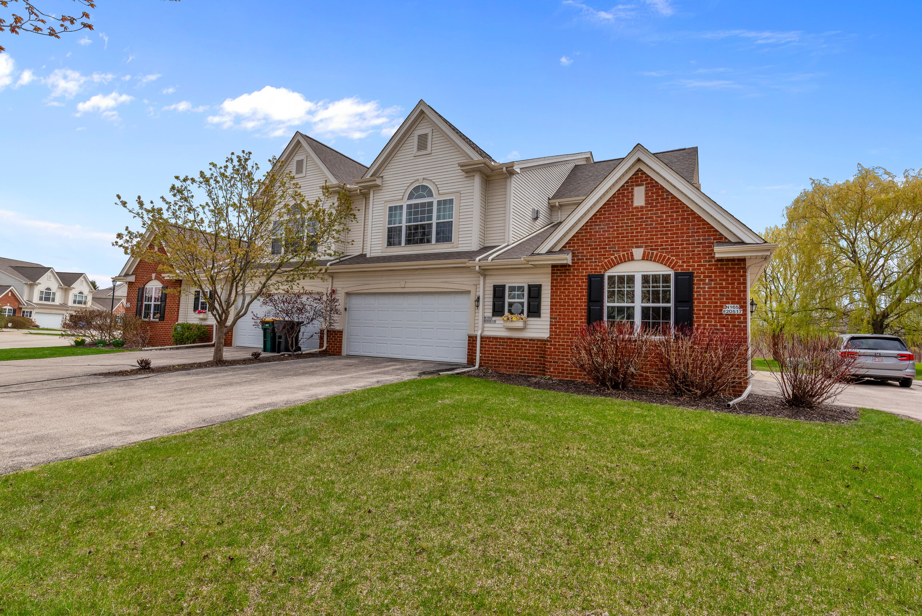 N165W20513 Berry Patch Rd Unit: 1002