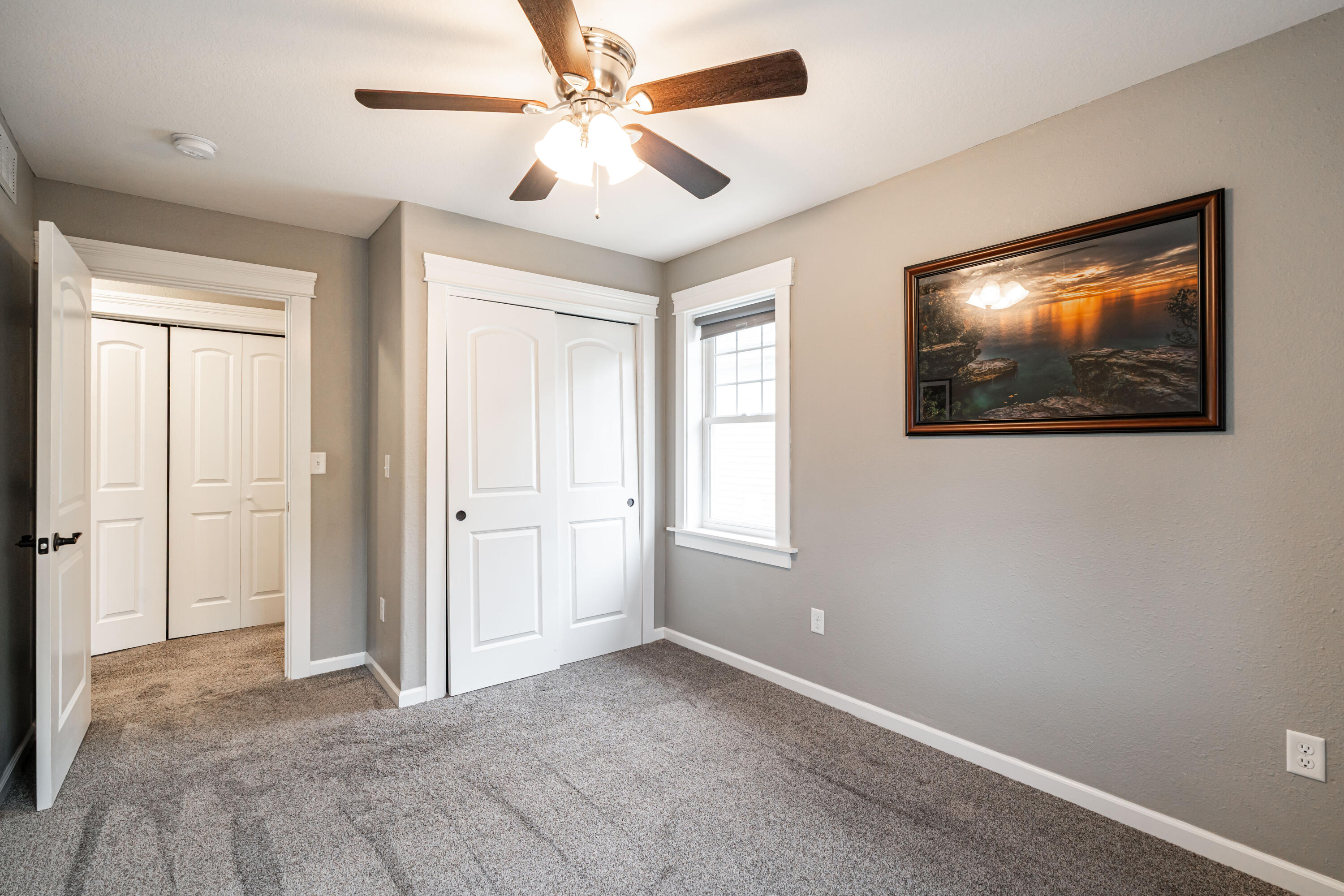 2487 S Saint Clair St