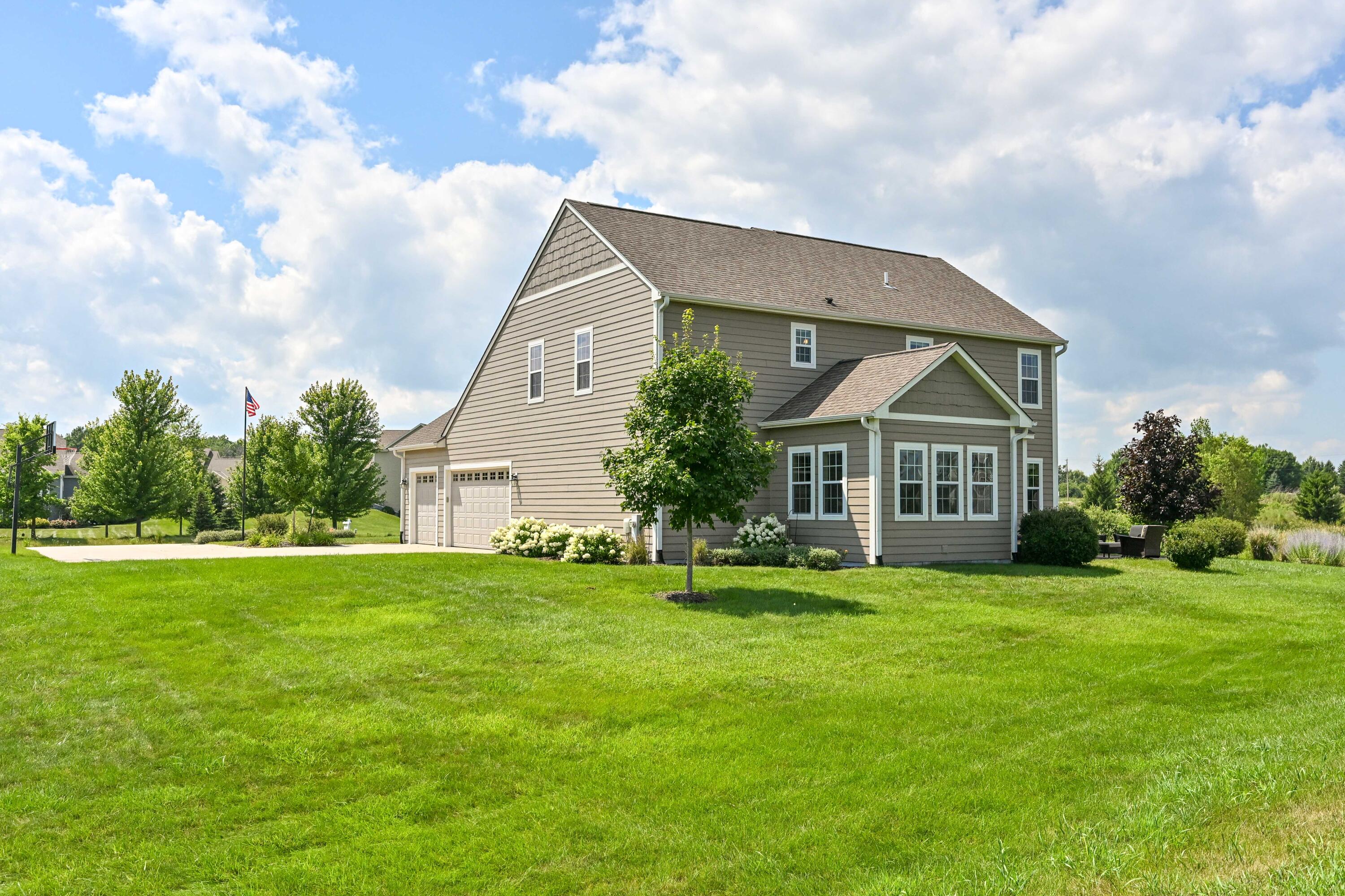 1166 Waterstone Dr