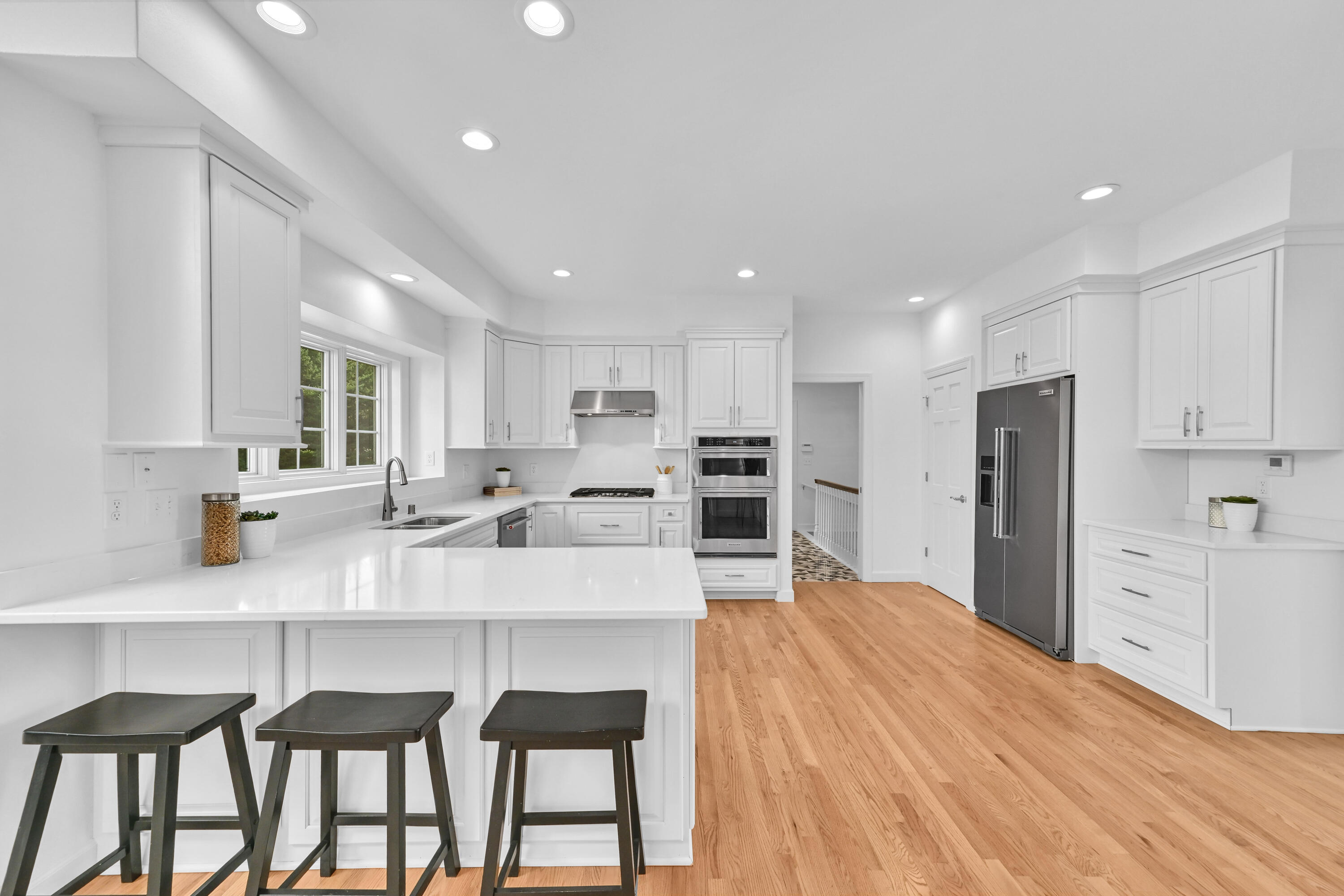 200 E Ravine Dr