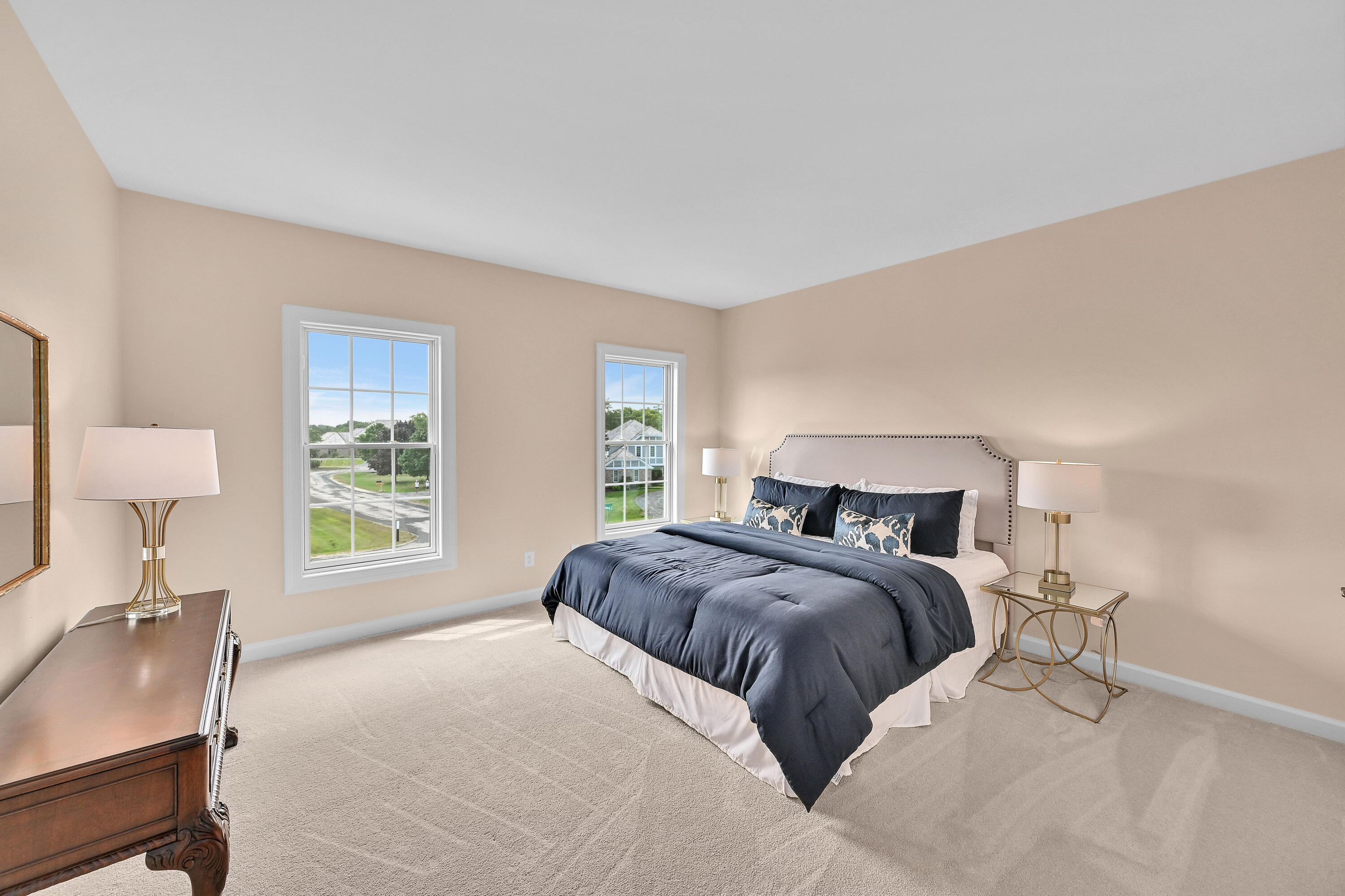 200 E Ravine Dr