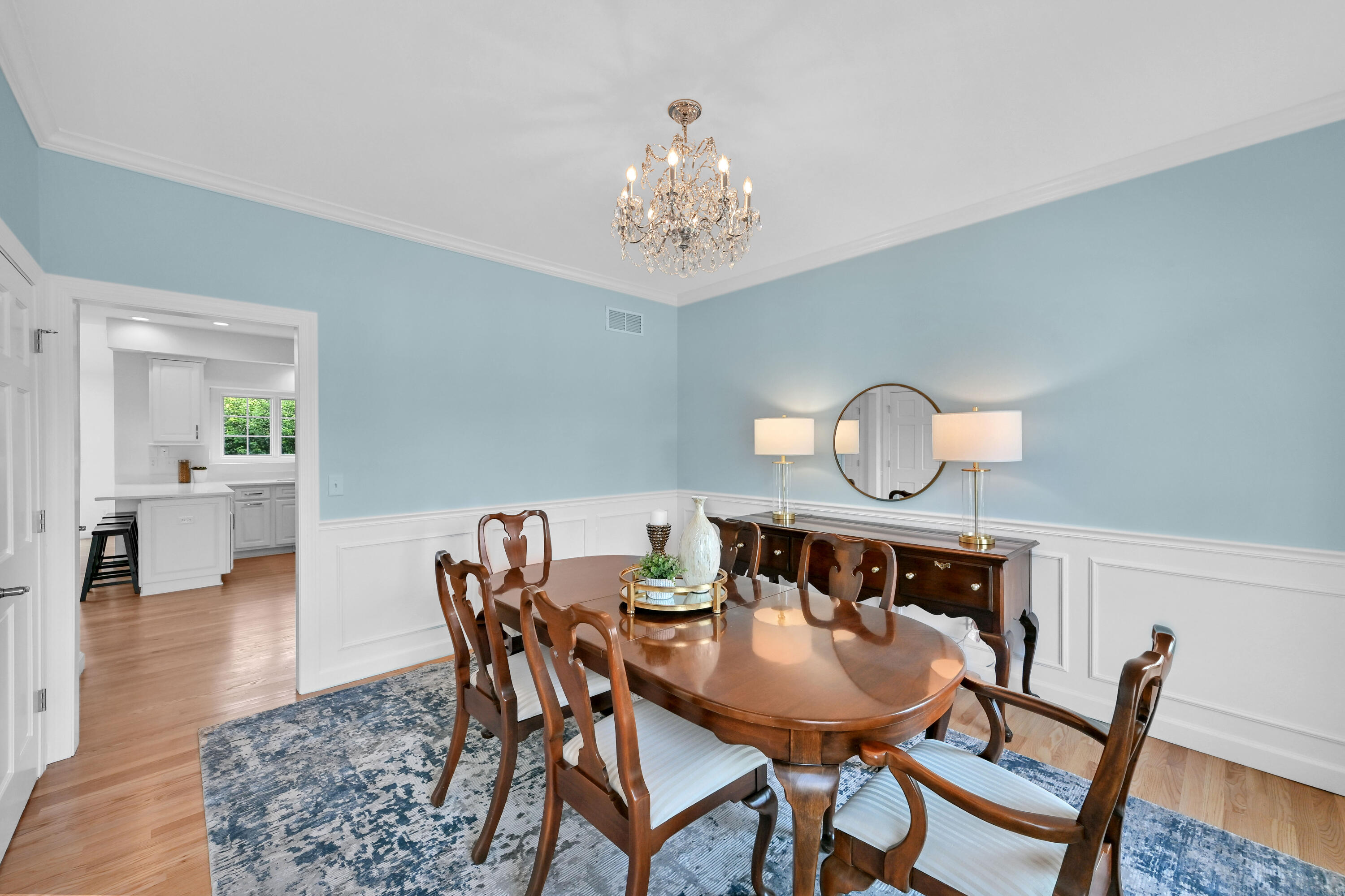 200 E Ravine Dr