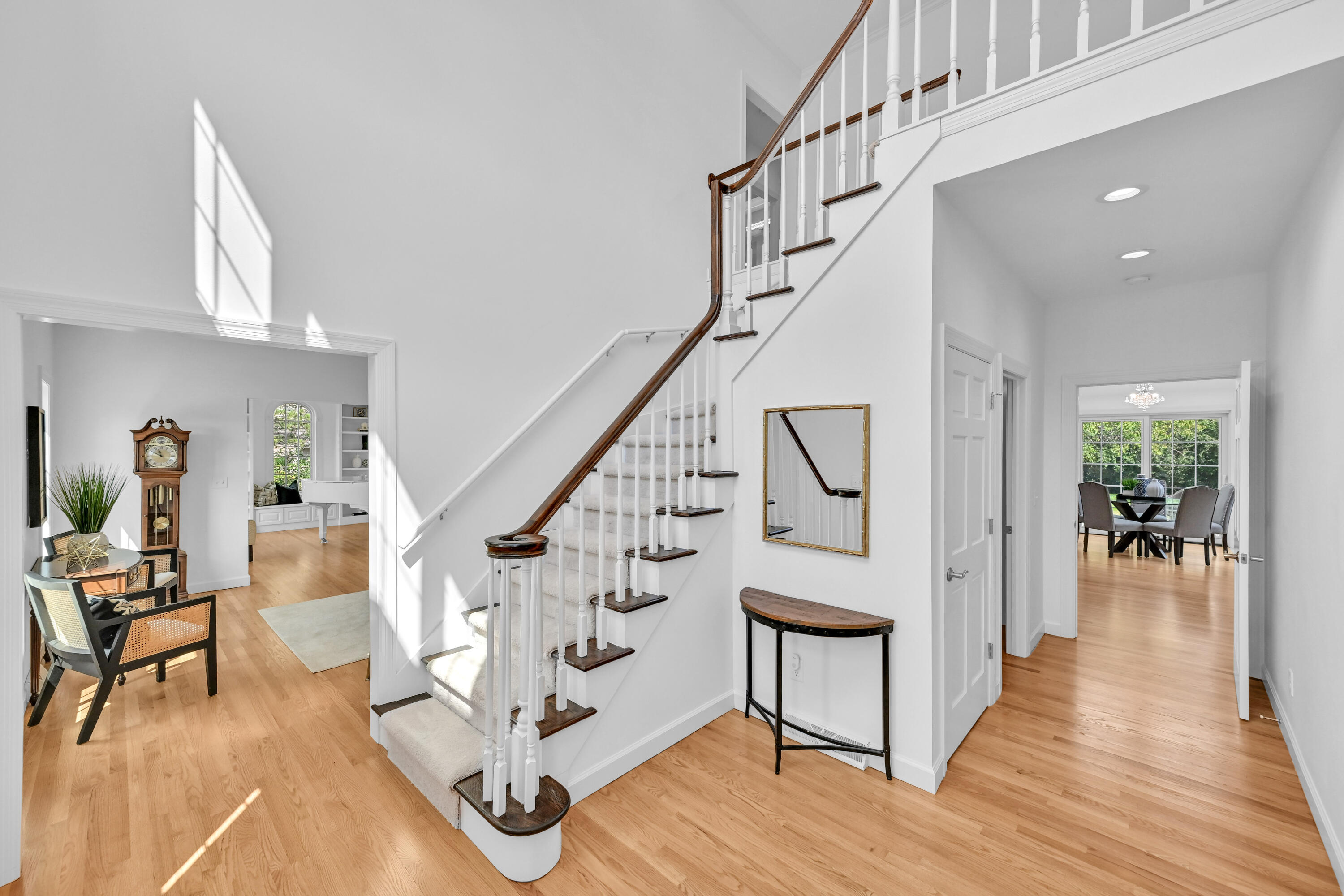 200 E Ravine Dr