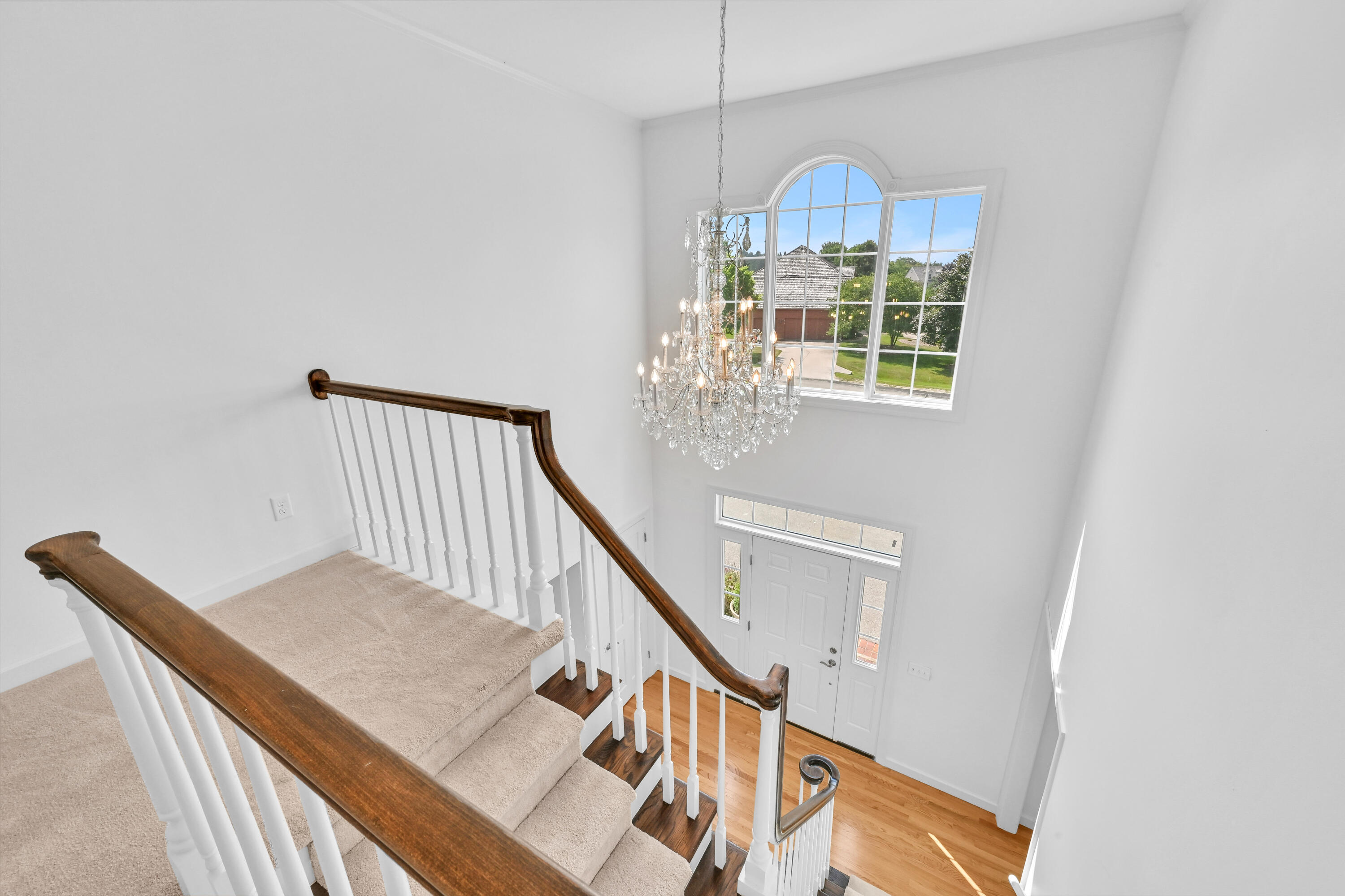 200 E Ravine Dr