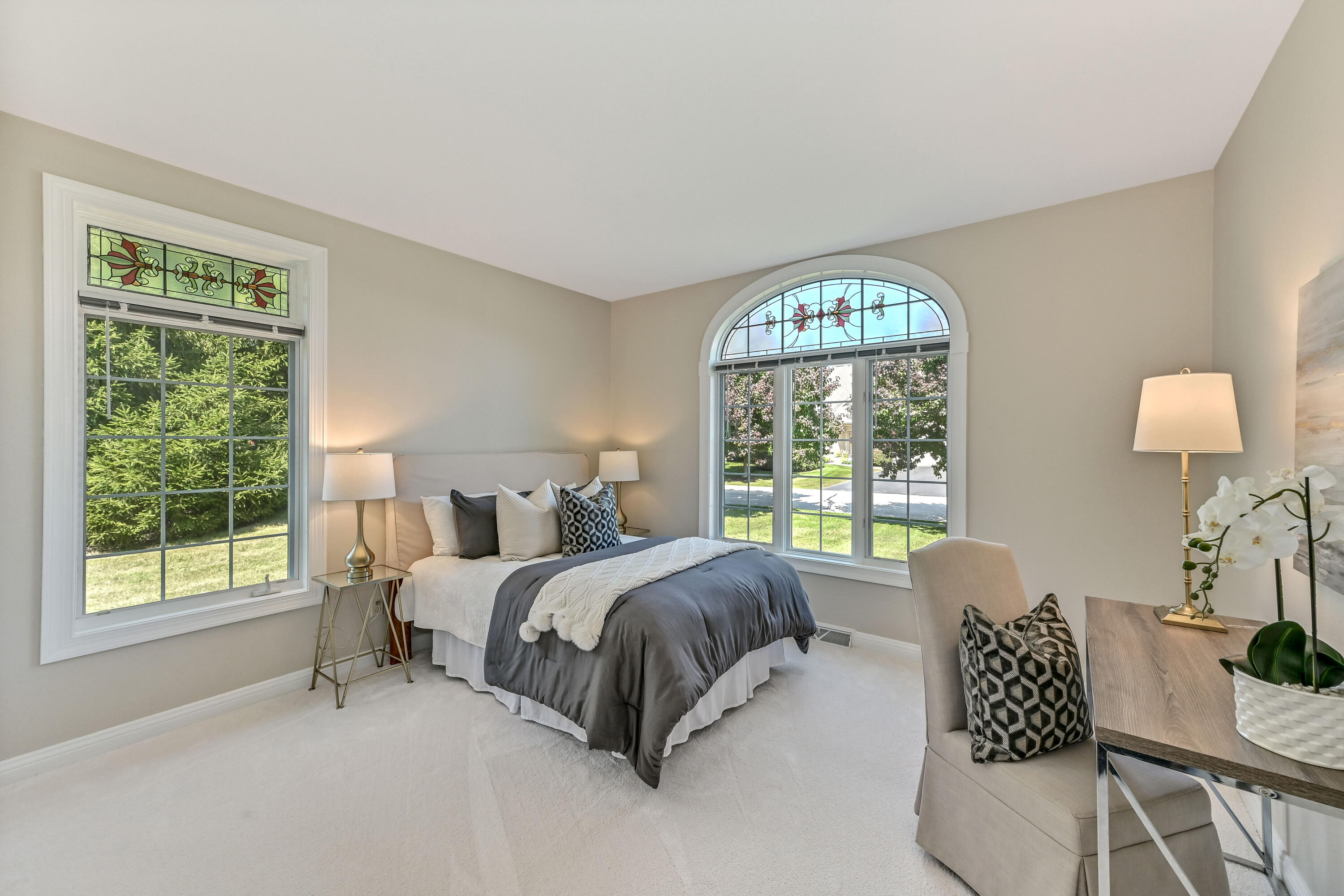 7575 N Heron Pond Dr
