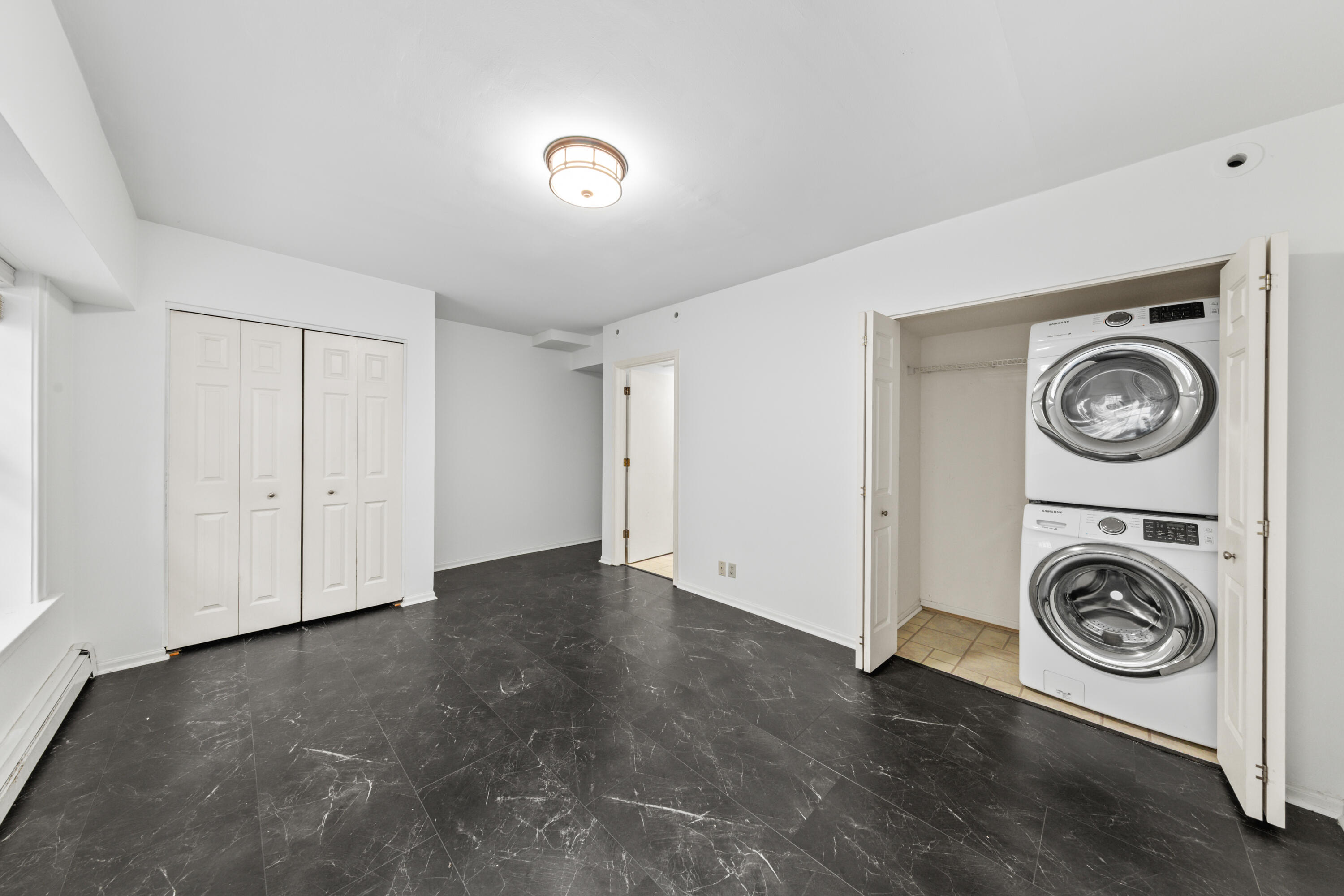 3123 N Marietta Ave Unit: #1